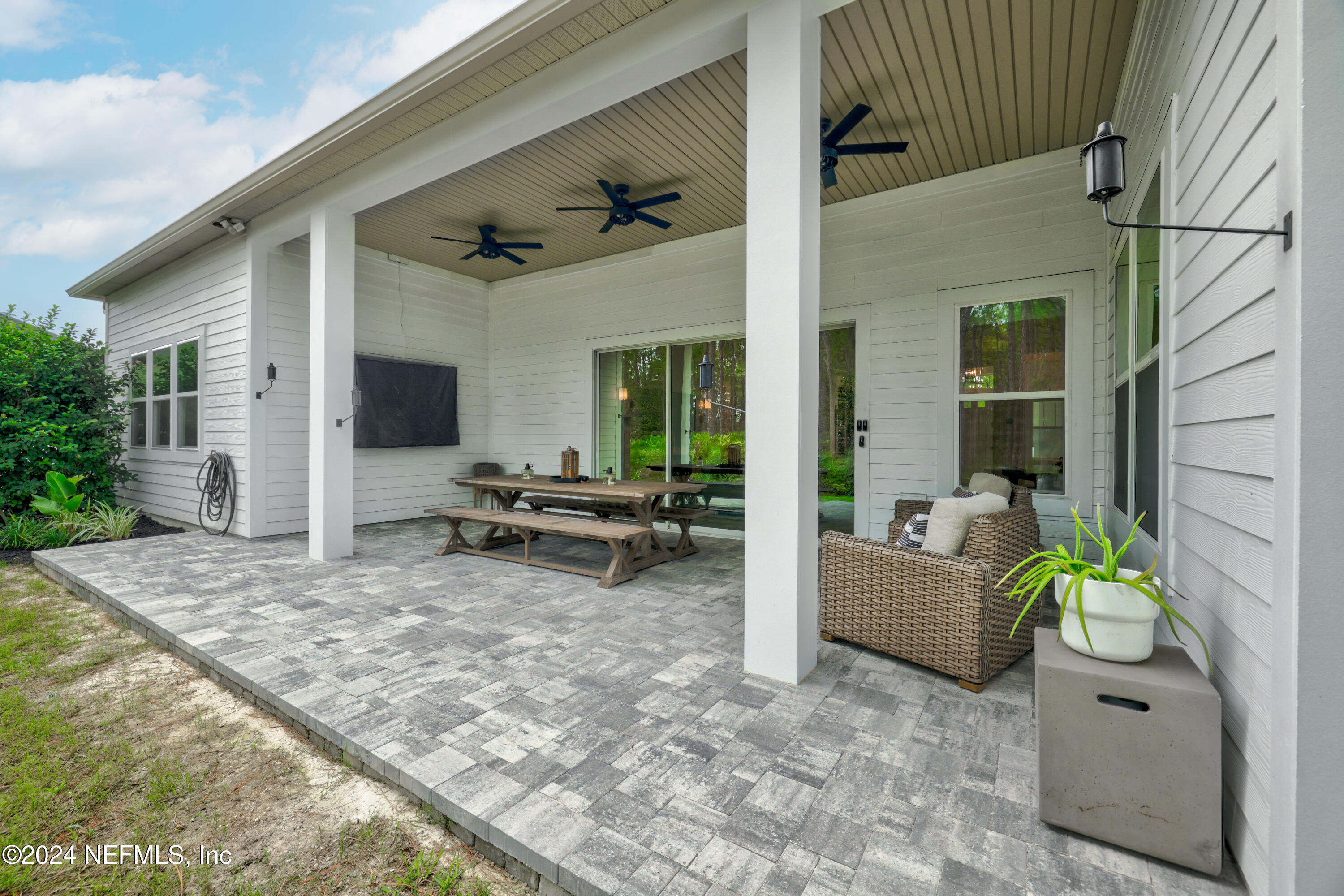 284 WHIRLAWAY Court