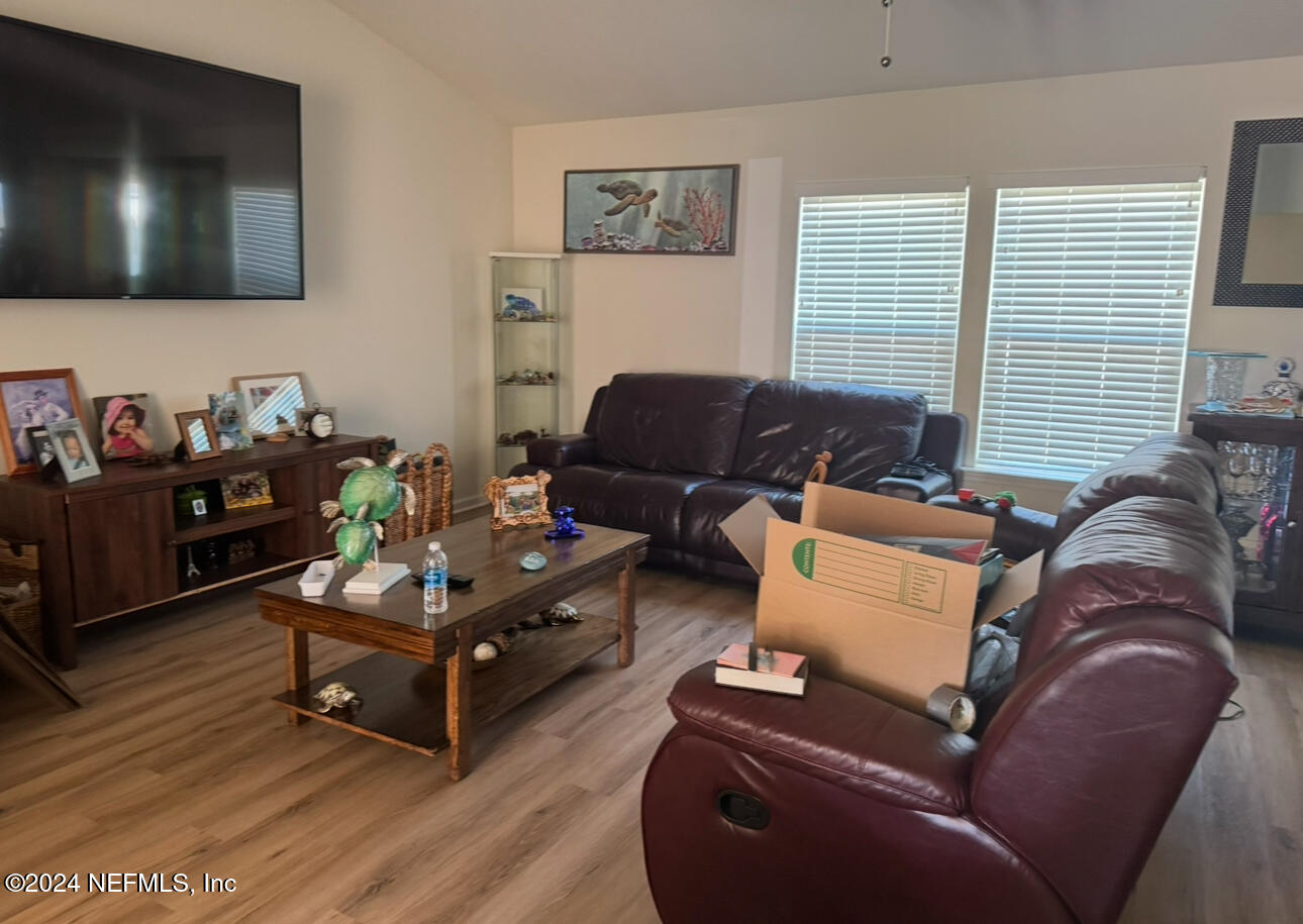 12292 ORANGE GROVE Drive