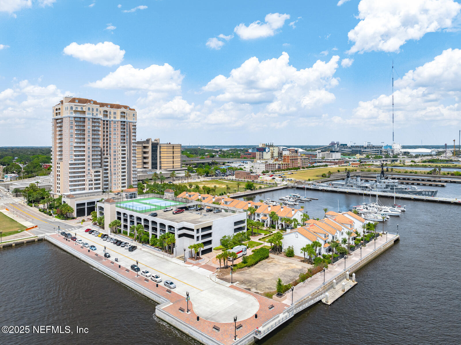 400 E BAY Street, 1706