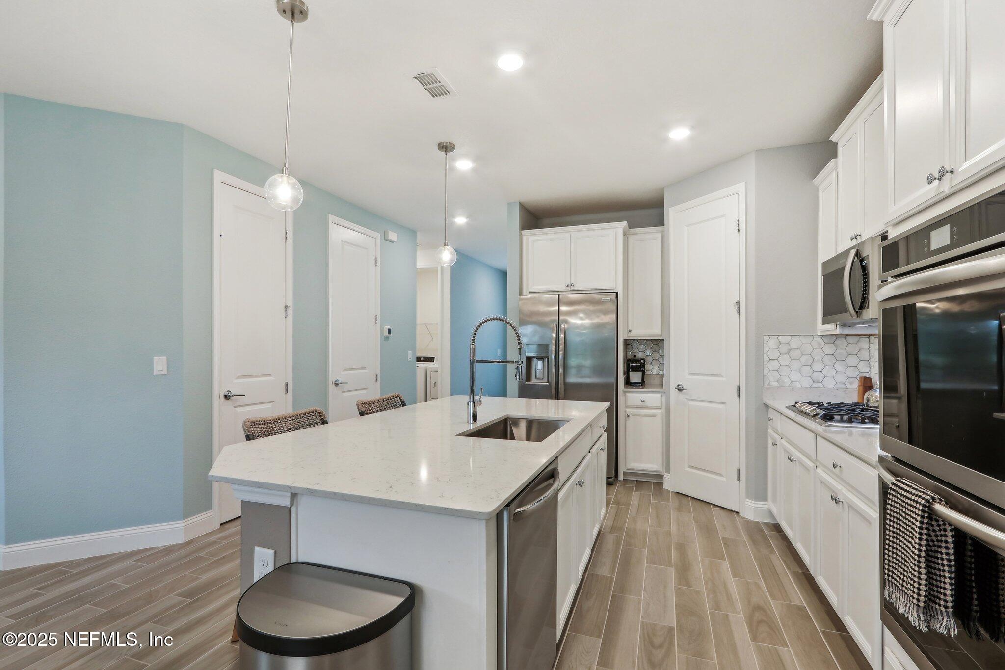1201 STILLWATER Boulevard, St. Johns