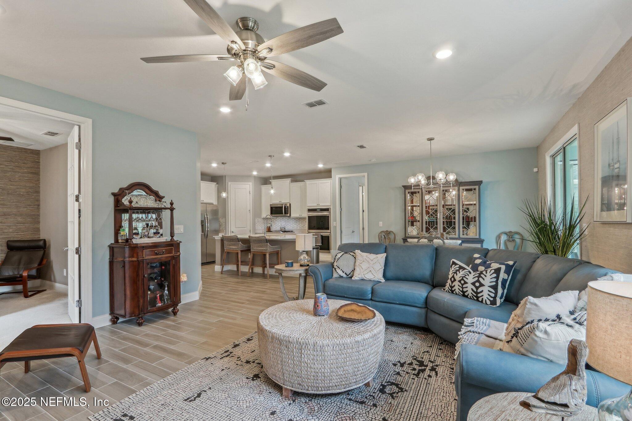 1201 STILLWATER Boulevard, St. Johns