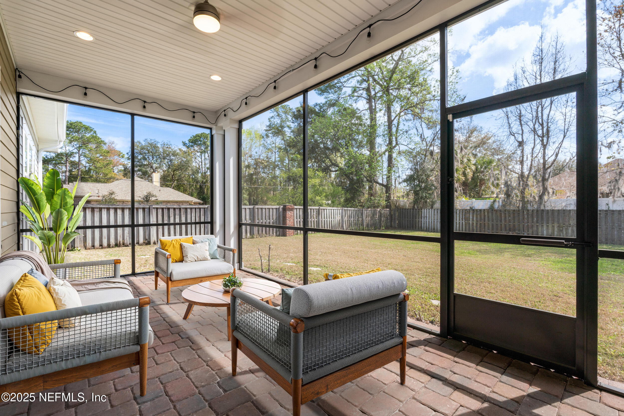 2692 FAIRWAY FARMS Court