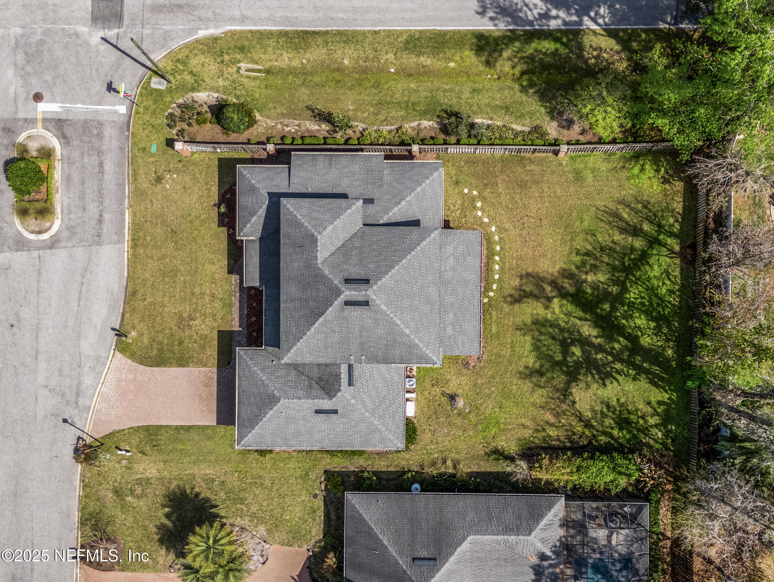 2692 FAIRWAY FARMS Court