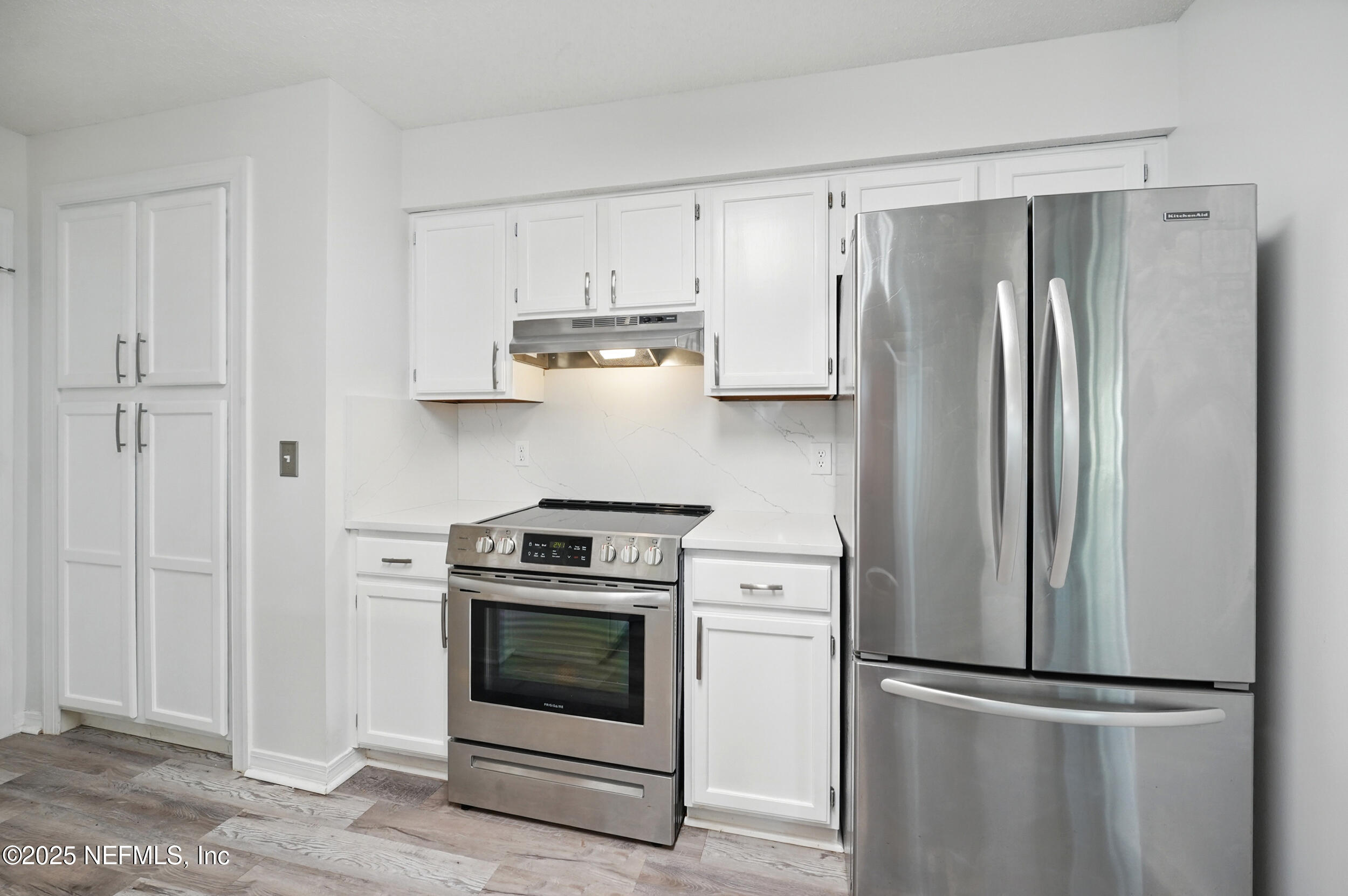1205 EAGLE BEND Court