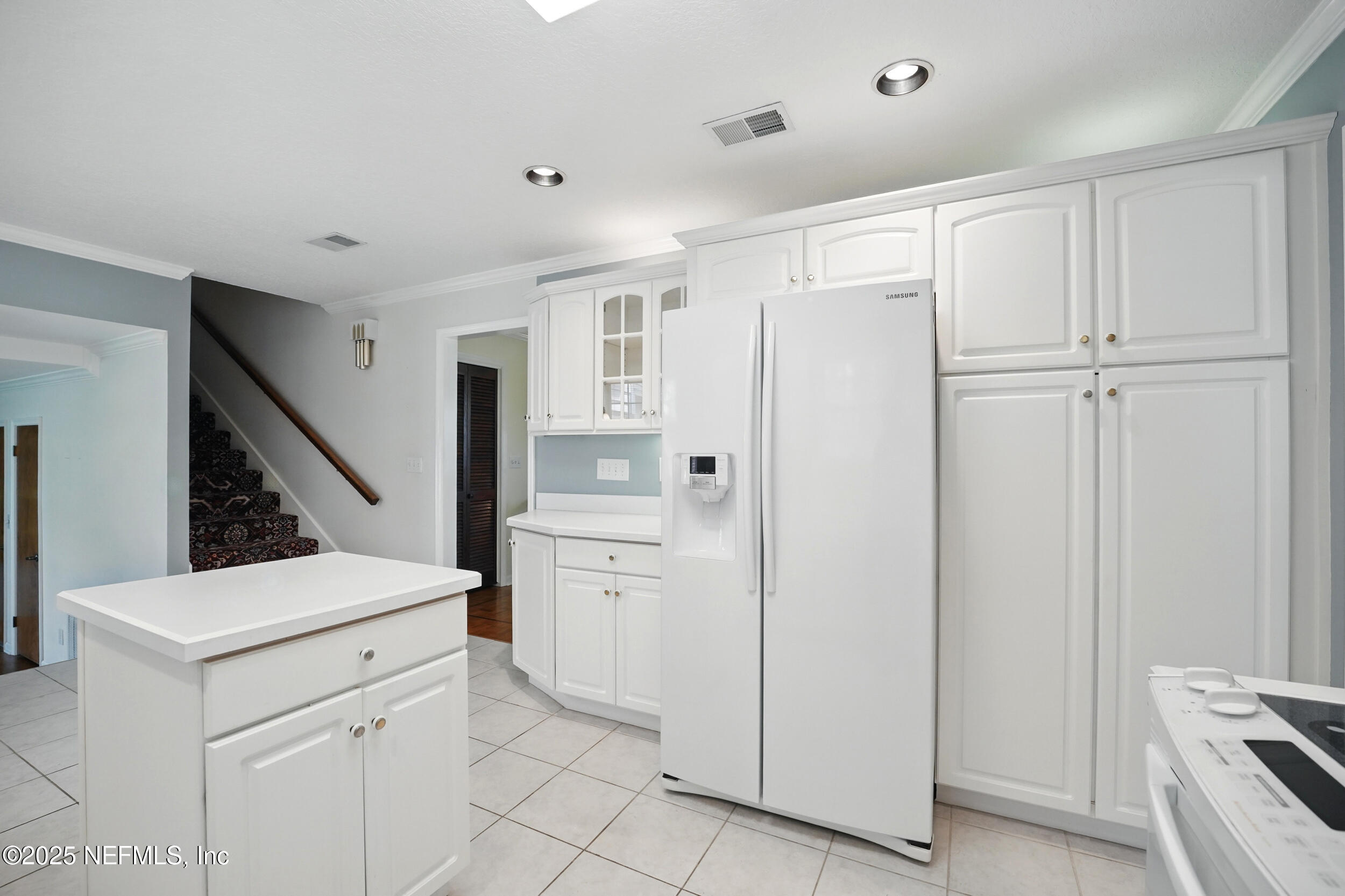 3620 SANDBURG Road