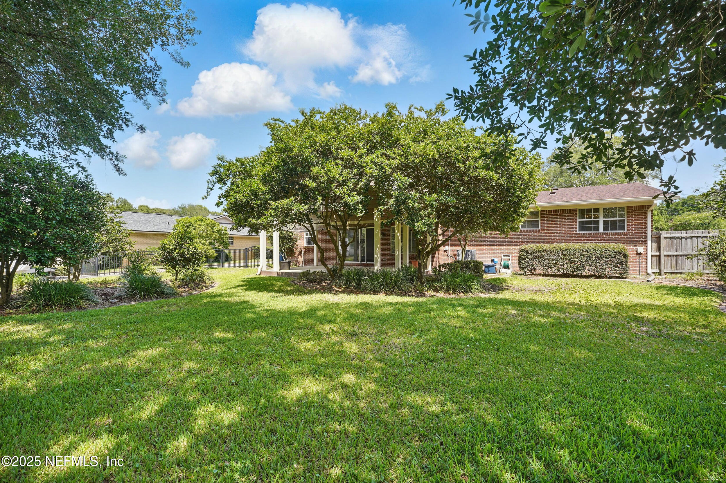 3620 SANDBURG Road