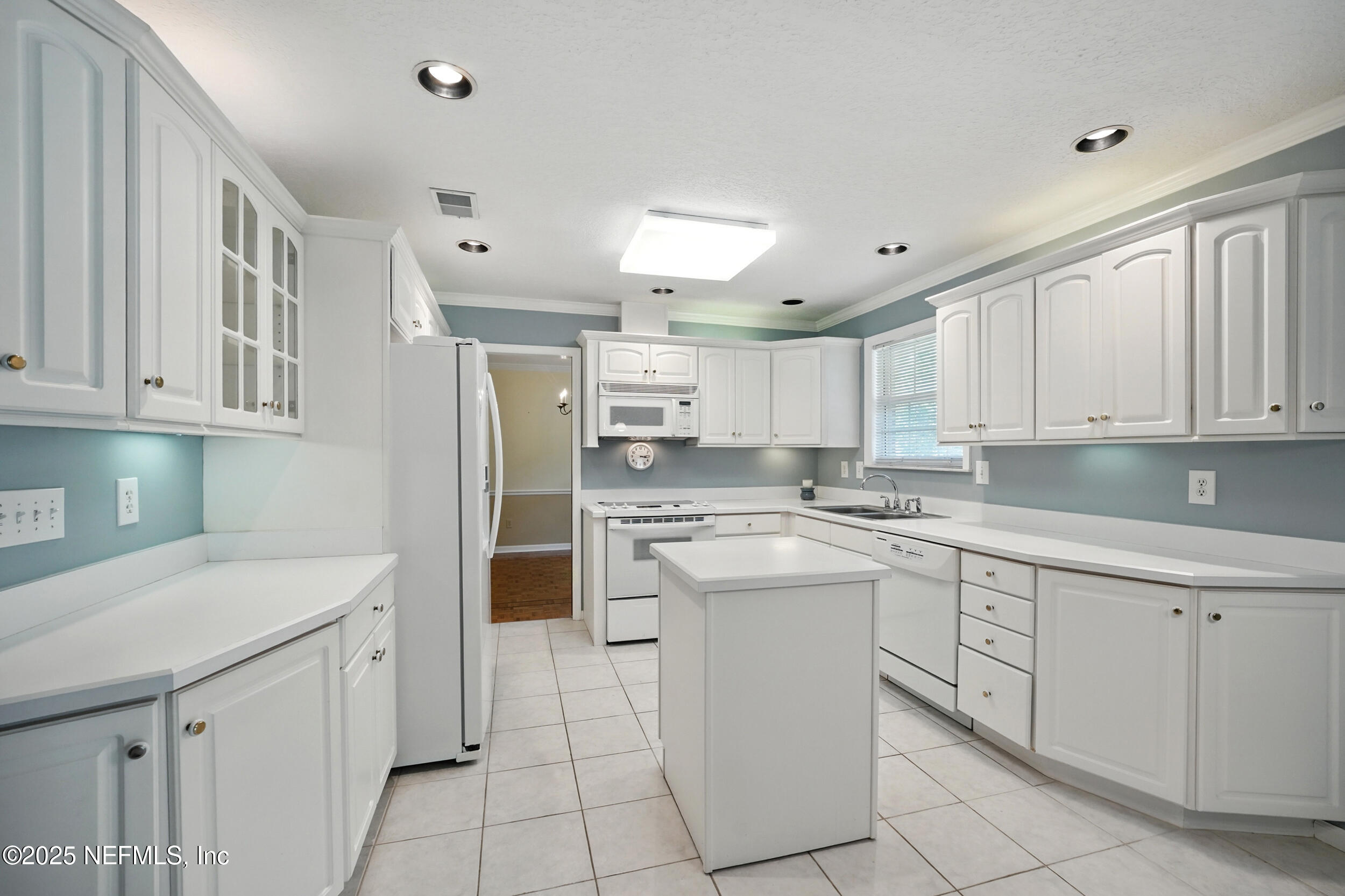 3620 SANDBURG Road