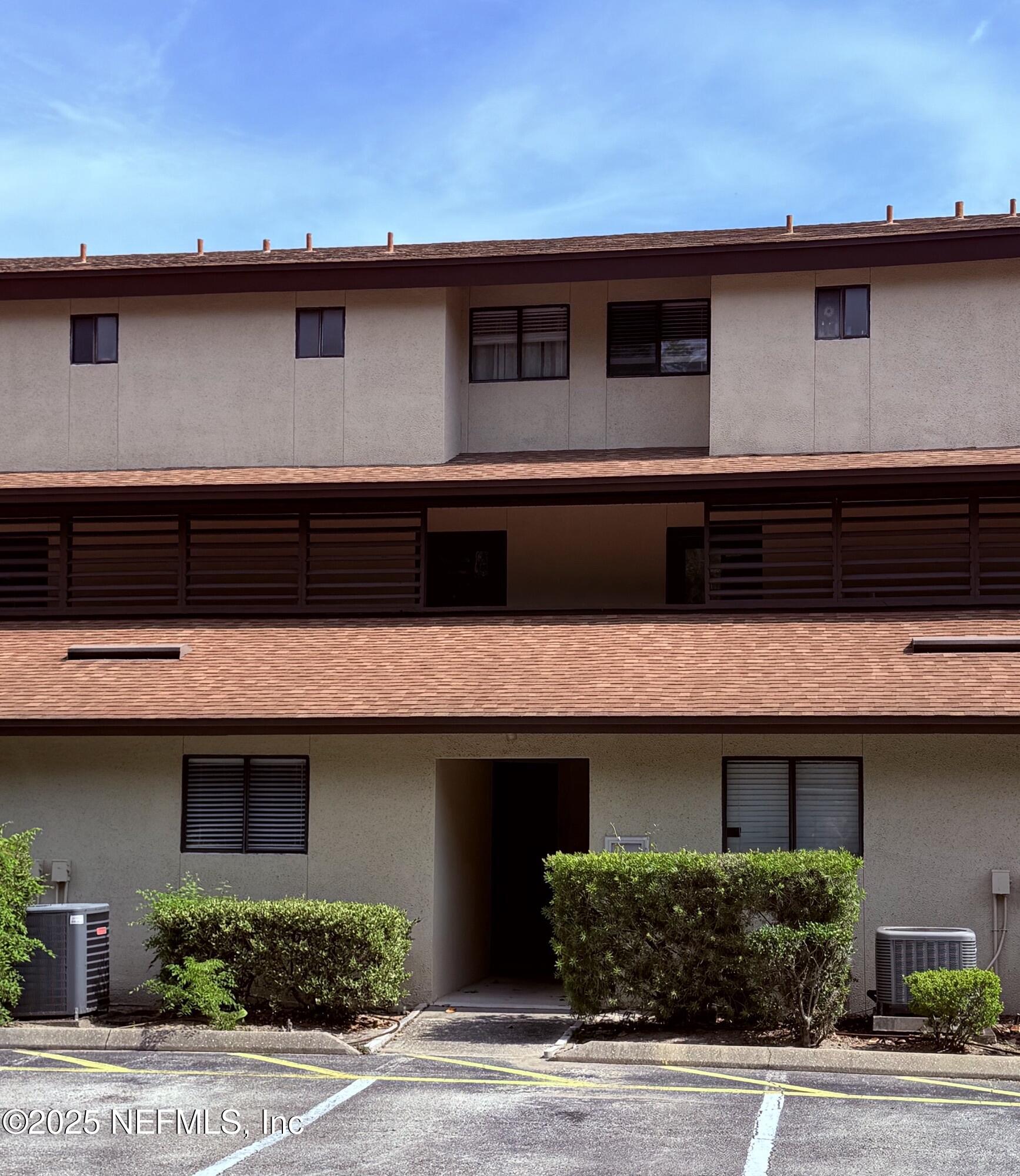 1255 PONCE ISLAND Drive F-779, St. Augustine Unit: F-779