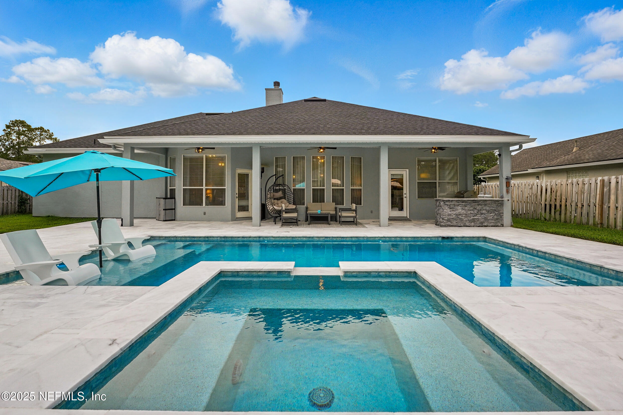 828 LOTUS Lane N, St. Johns