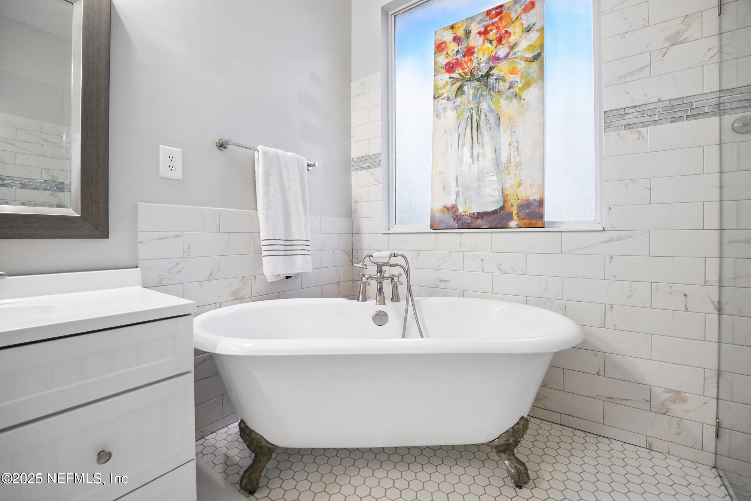 828 LOTUS Lane N, St. Johns