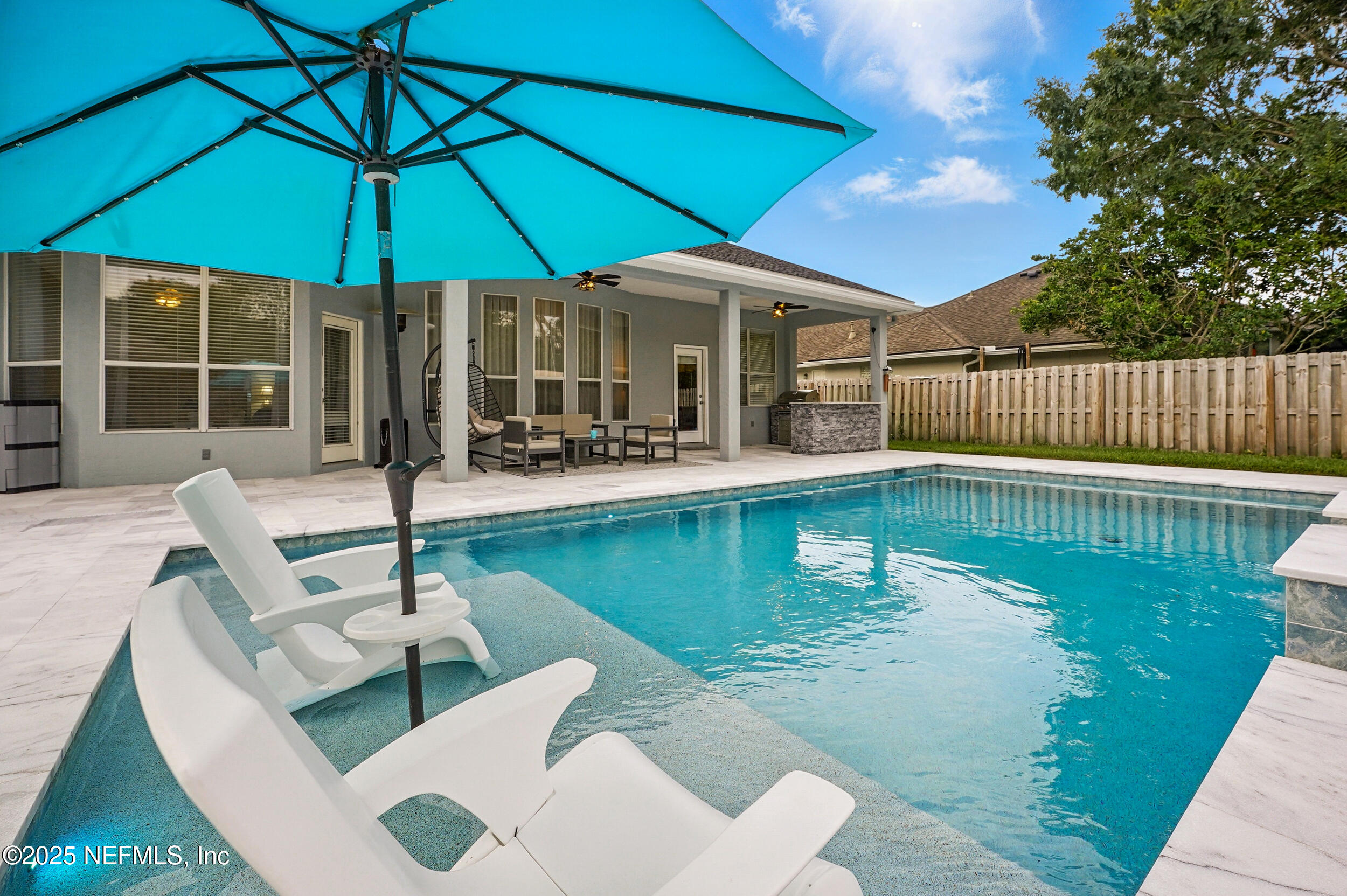 828 LOTUS Lane N, St. Johns