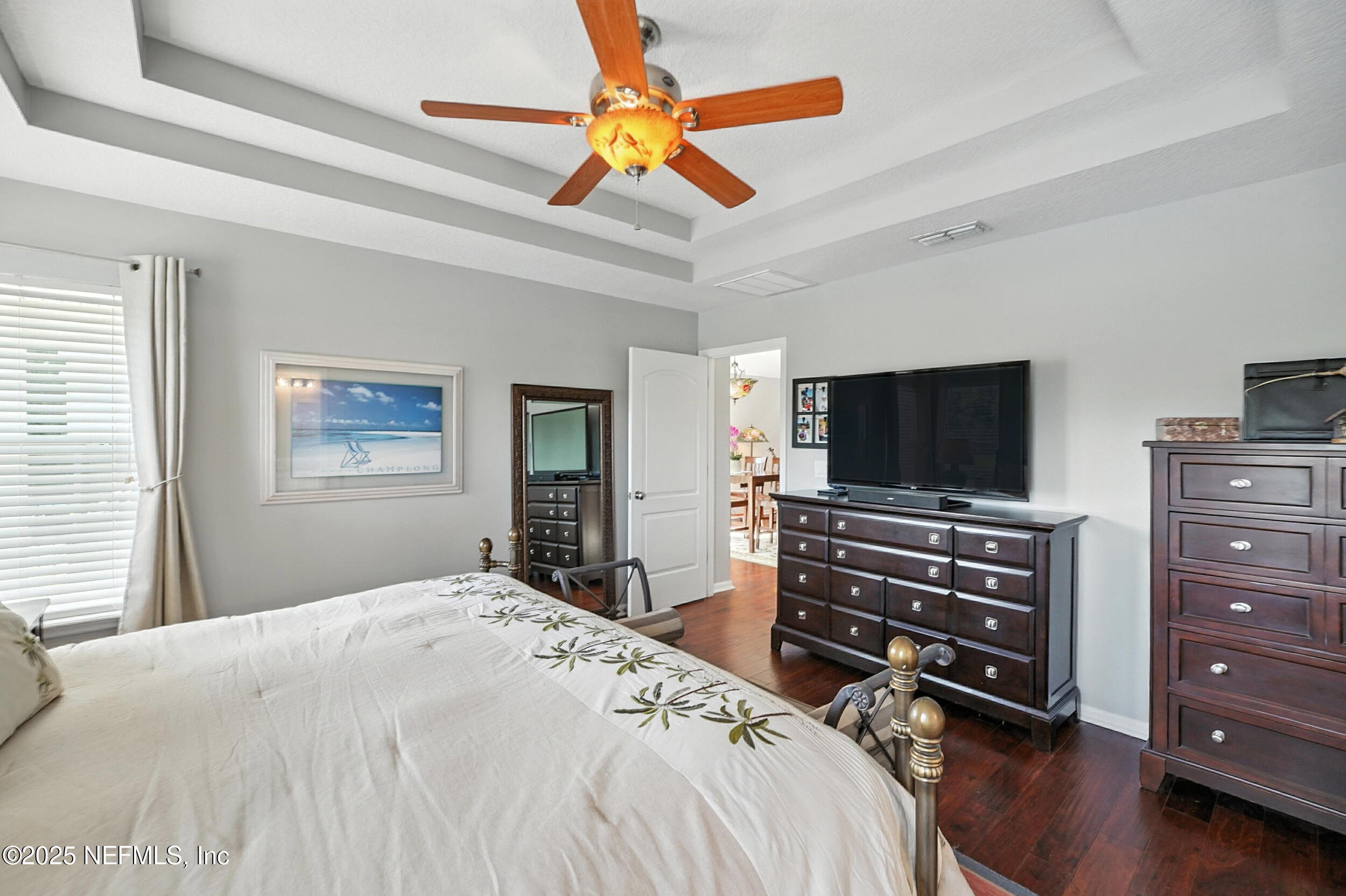 5877 WIND CAVE Lane
