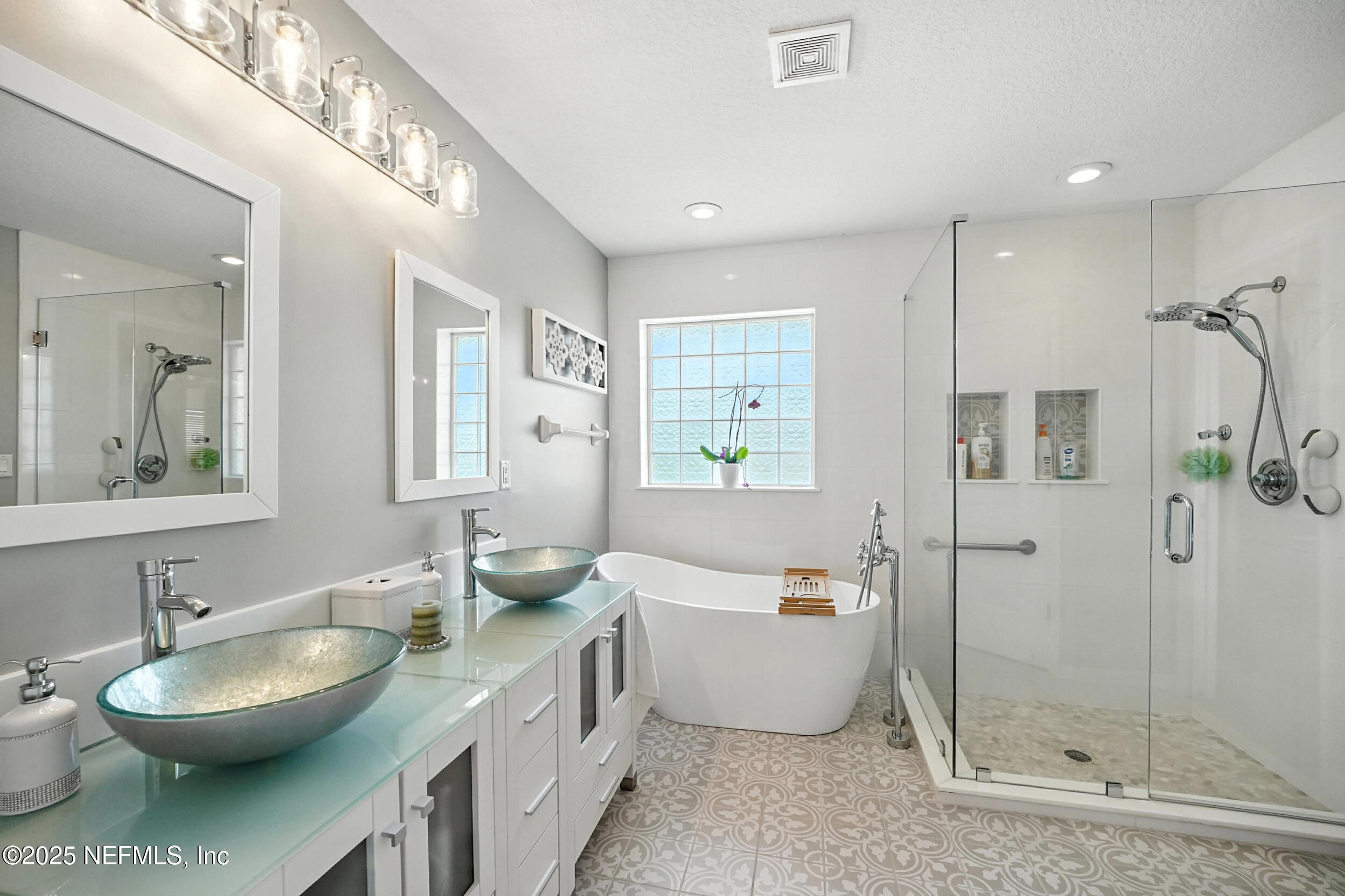 5877 WIND CAVE Lane