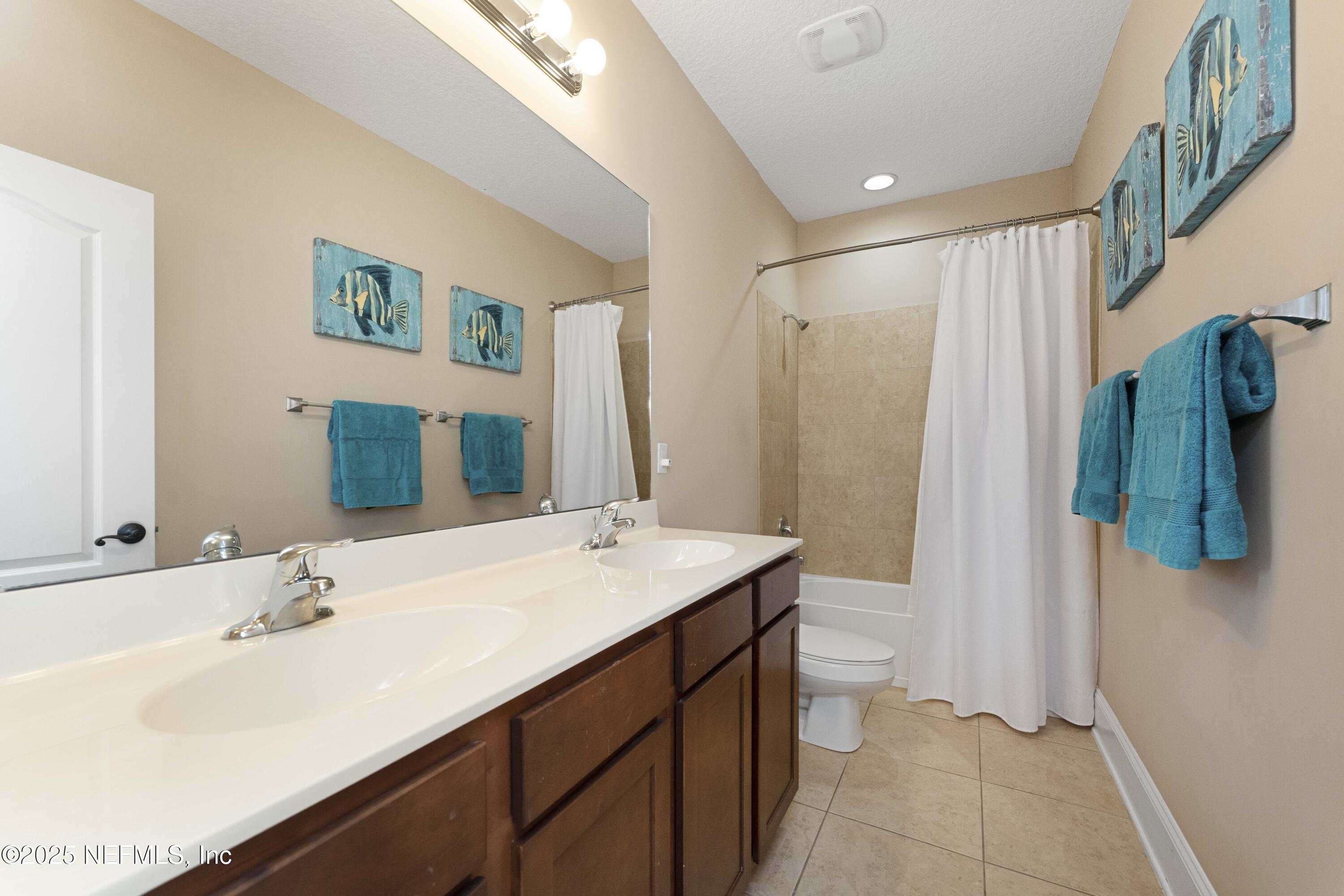 108 PINETA Way, St. Johns