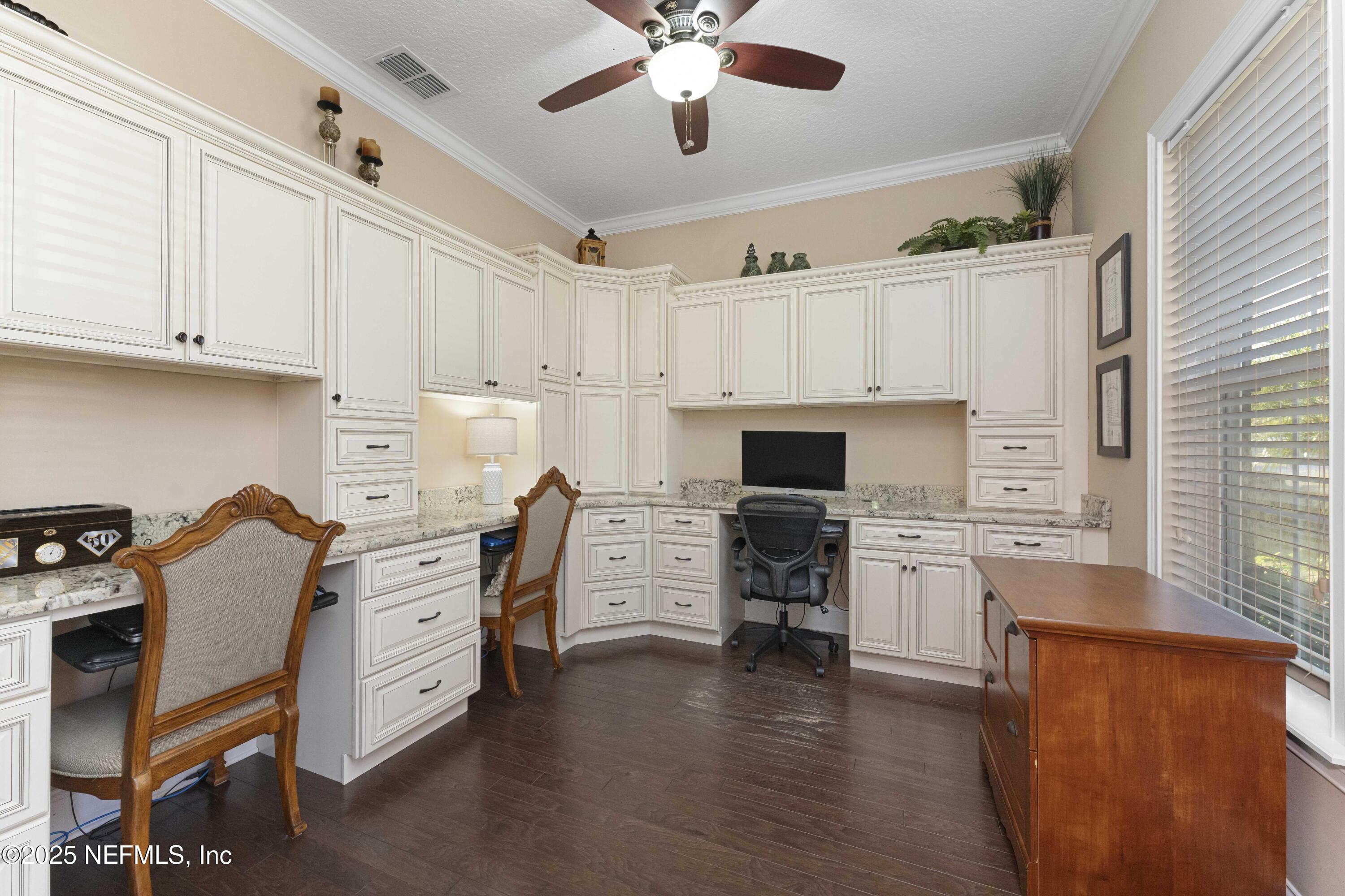 108 PINETA Way, St. Johns