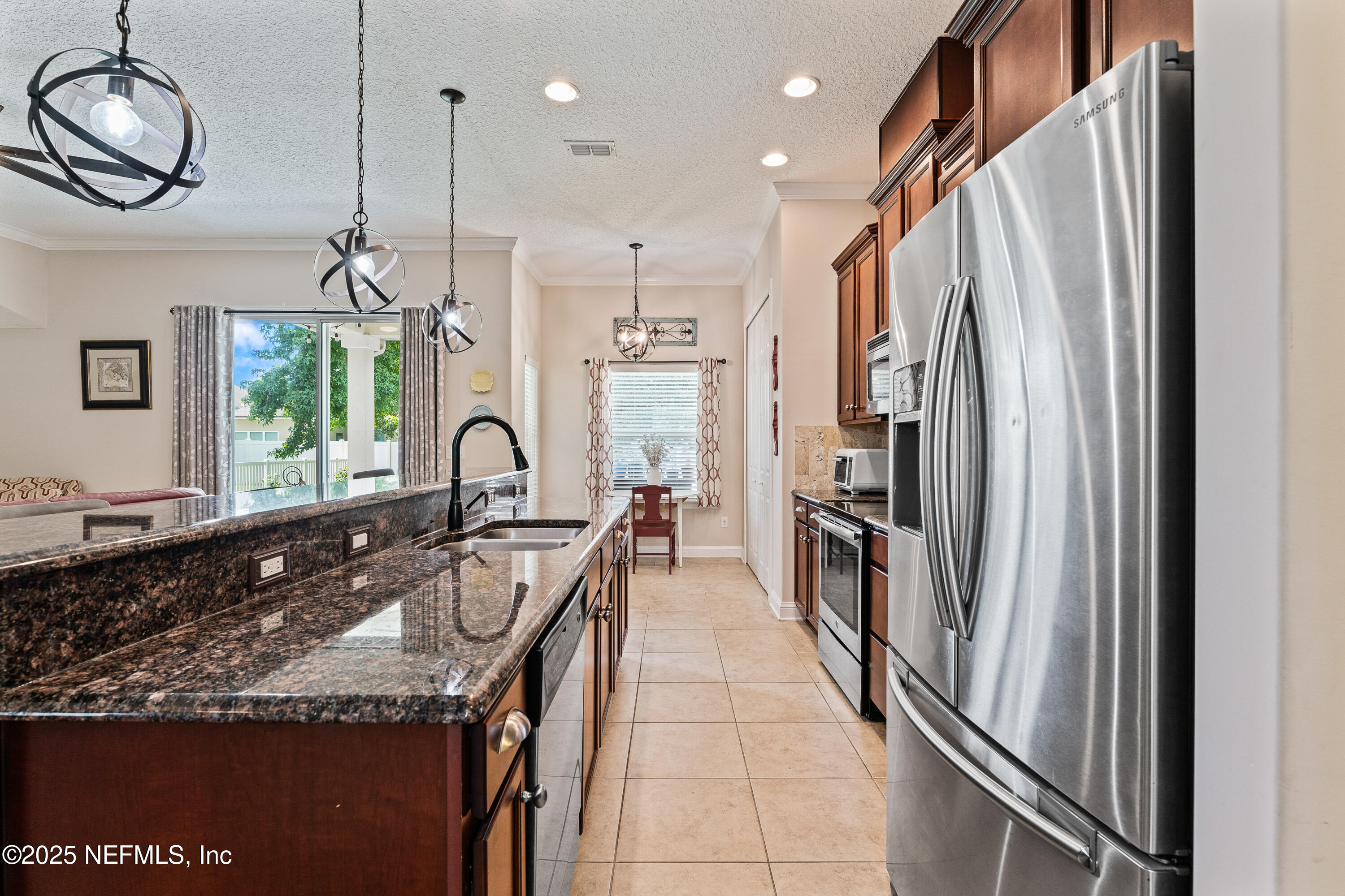 4223 SUMMERTON OAKS Circle