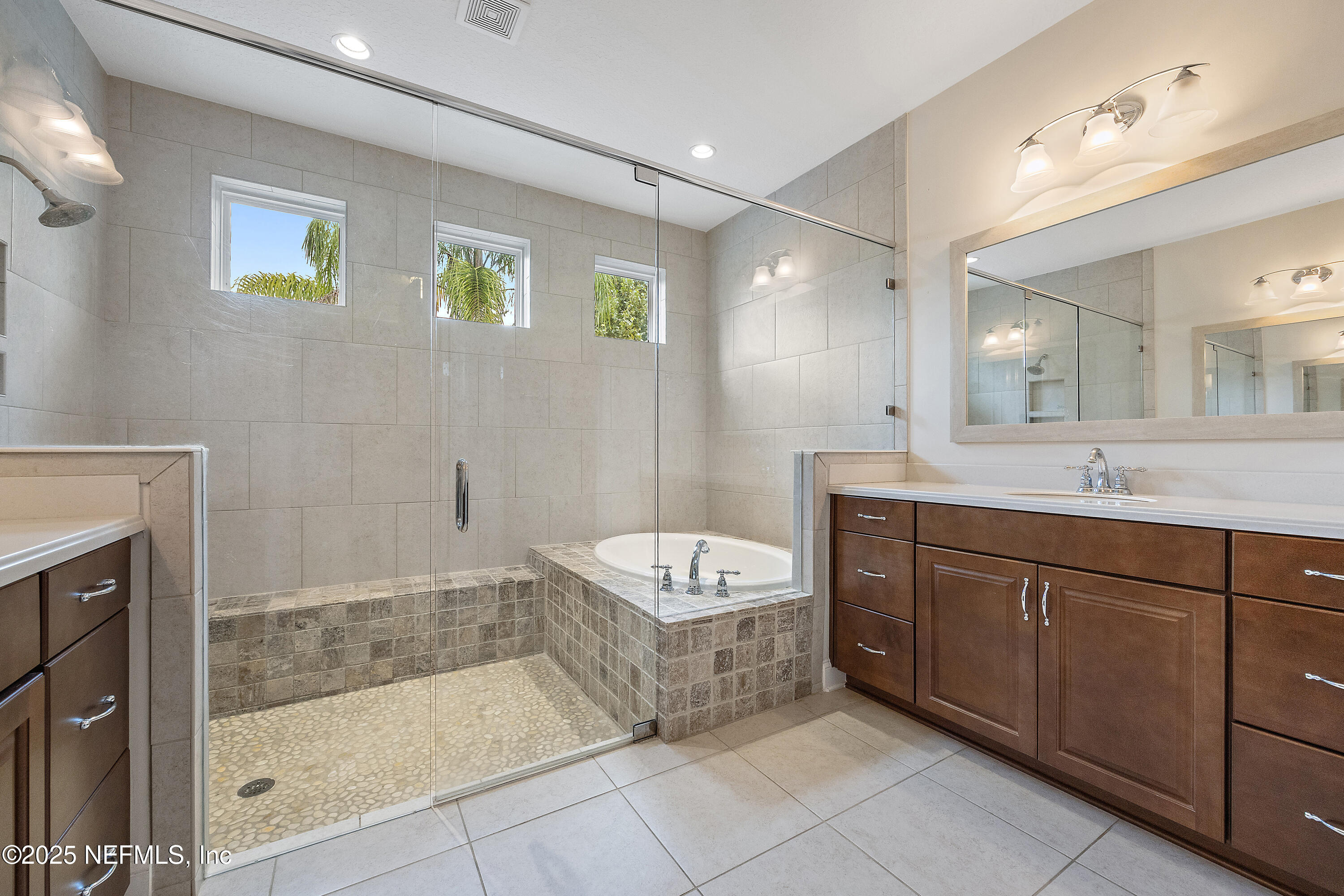 302 FRESHWATER Drive, St. Johns