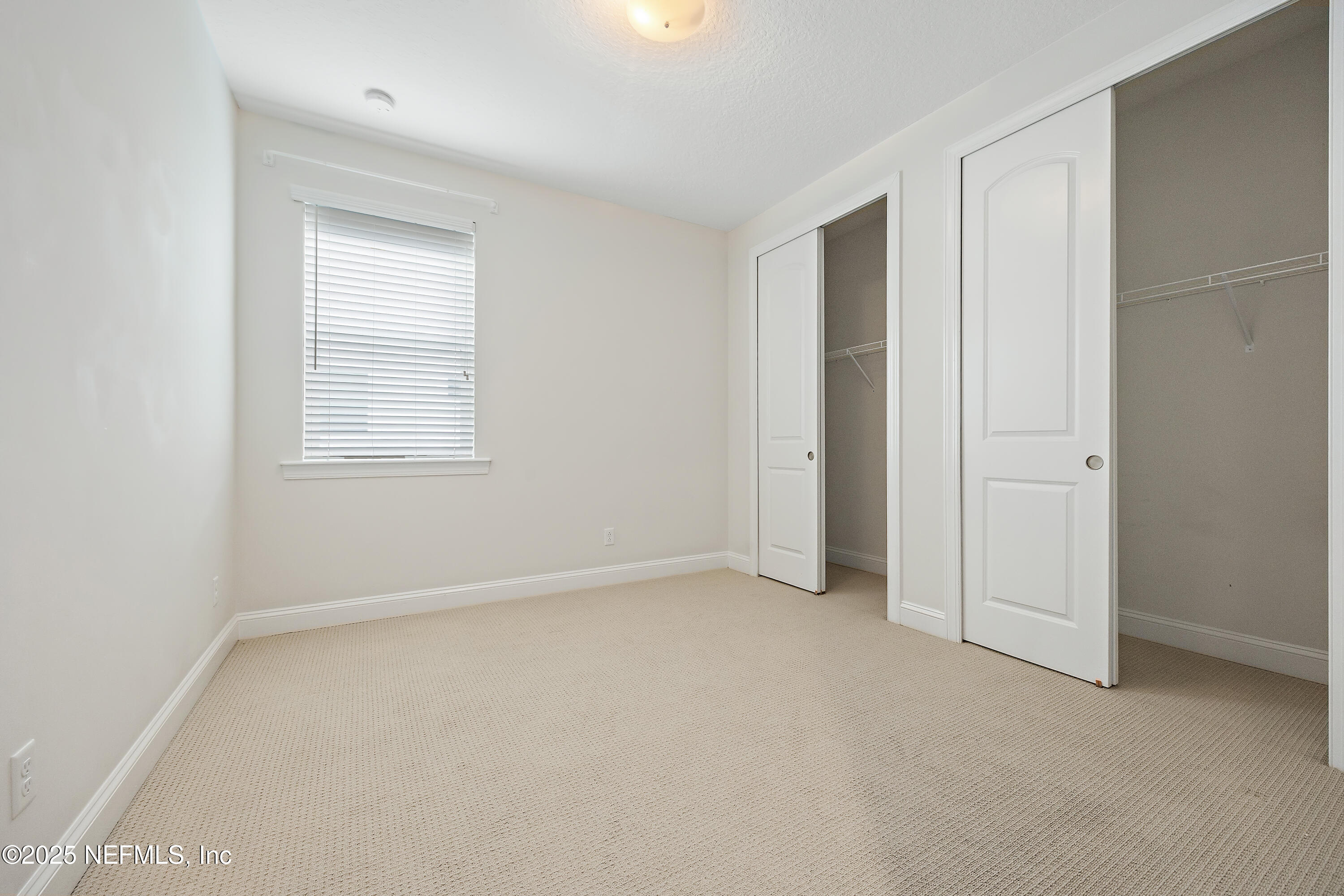 302 FRESHWATER Drive, St. Johns