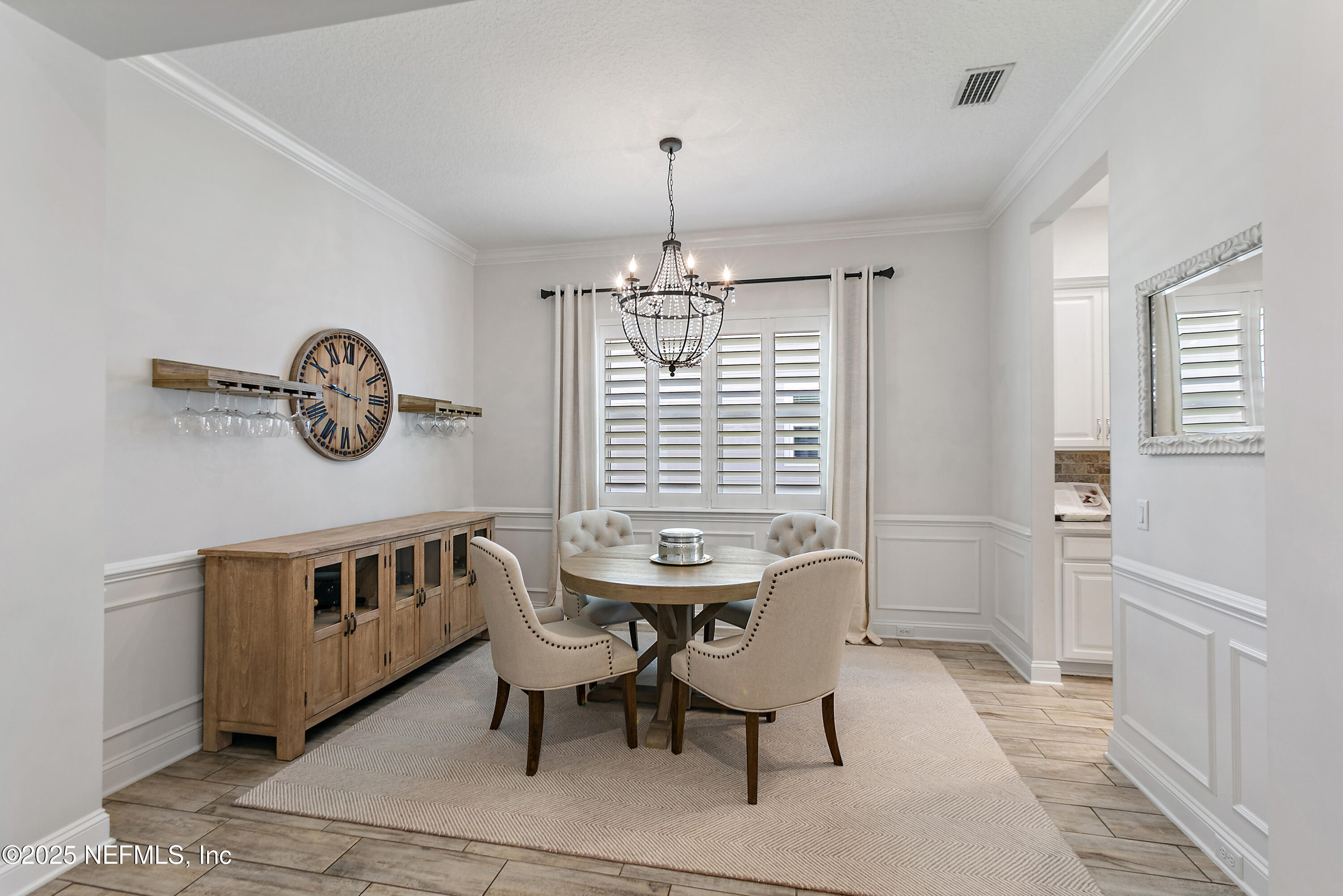 302 FRESHWATER Drive, St. Johns