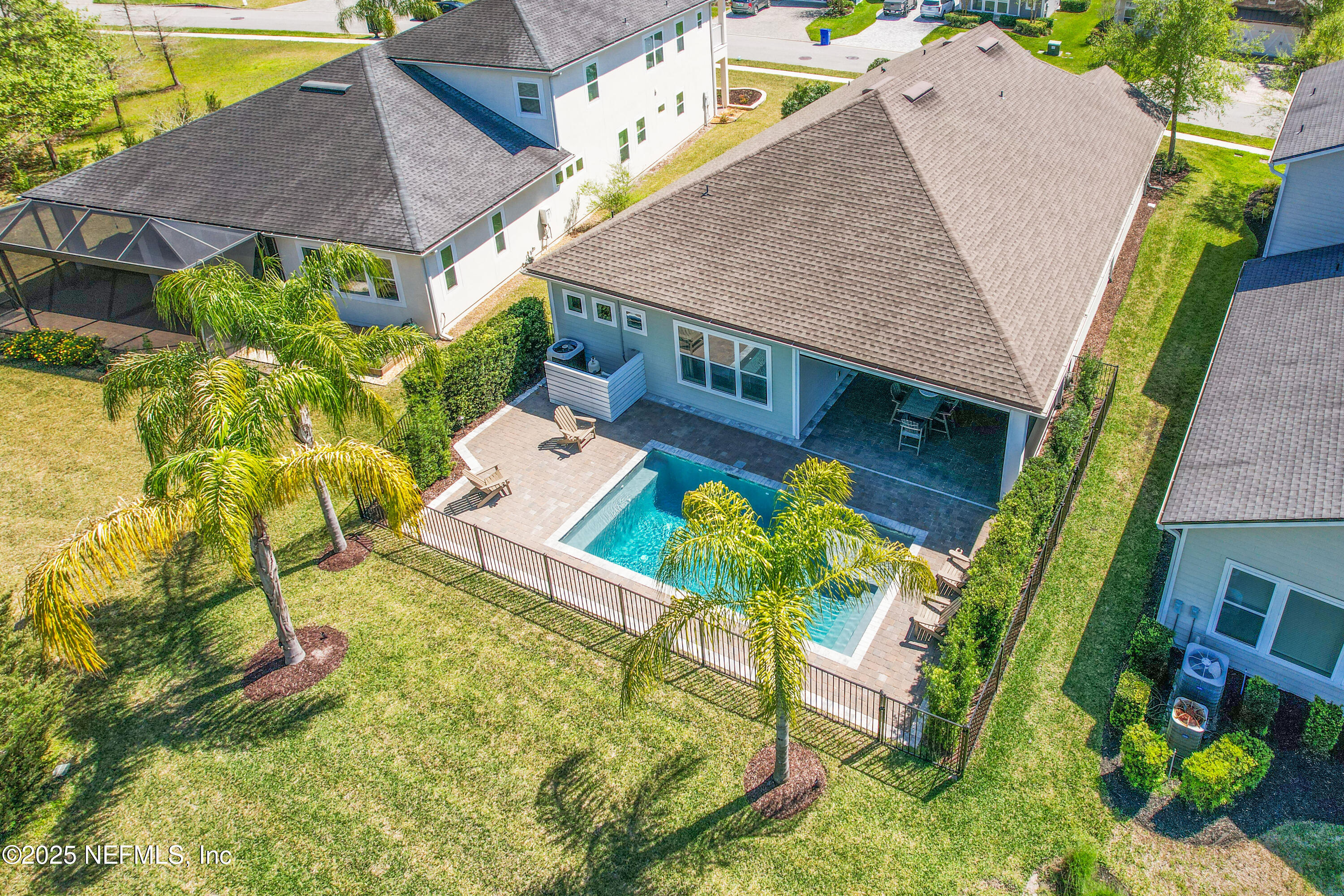 302 FRESHWATER Drive, St. Johns
