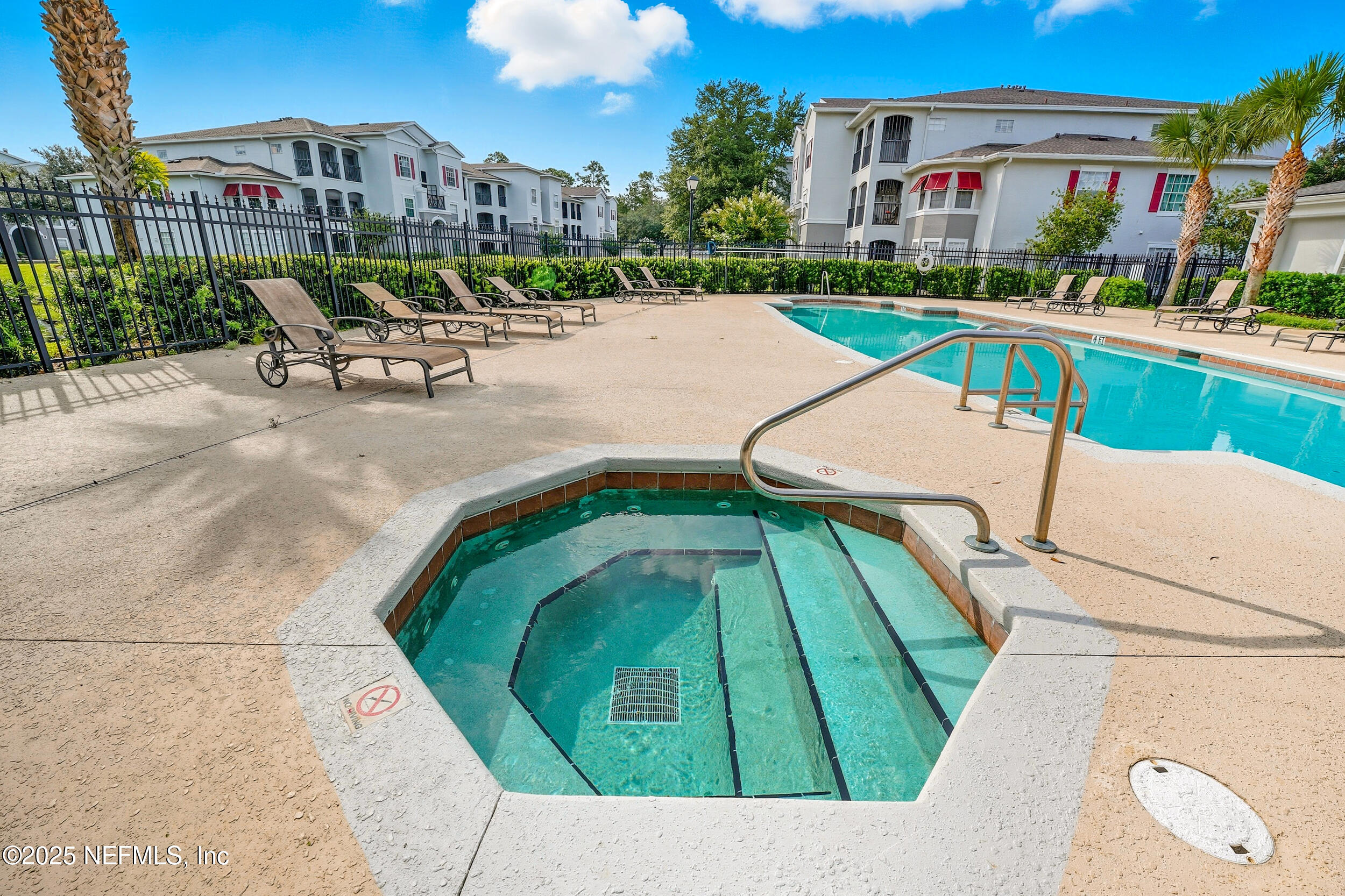 3591 KERNAN Boulevard S 409
