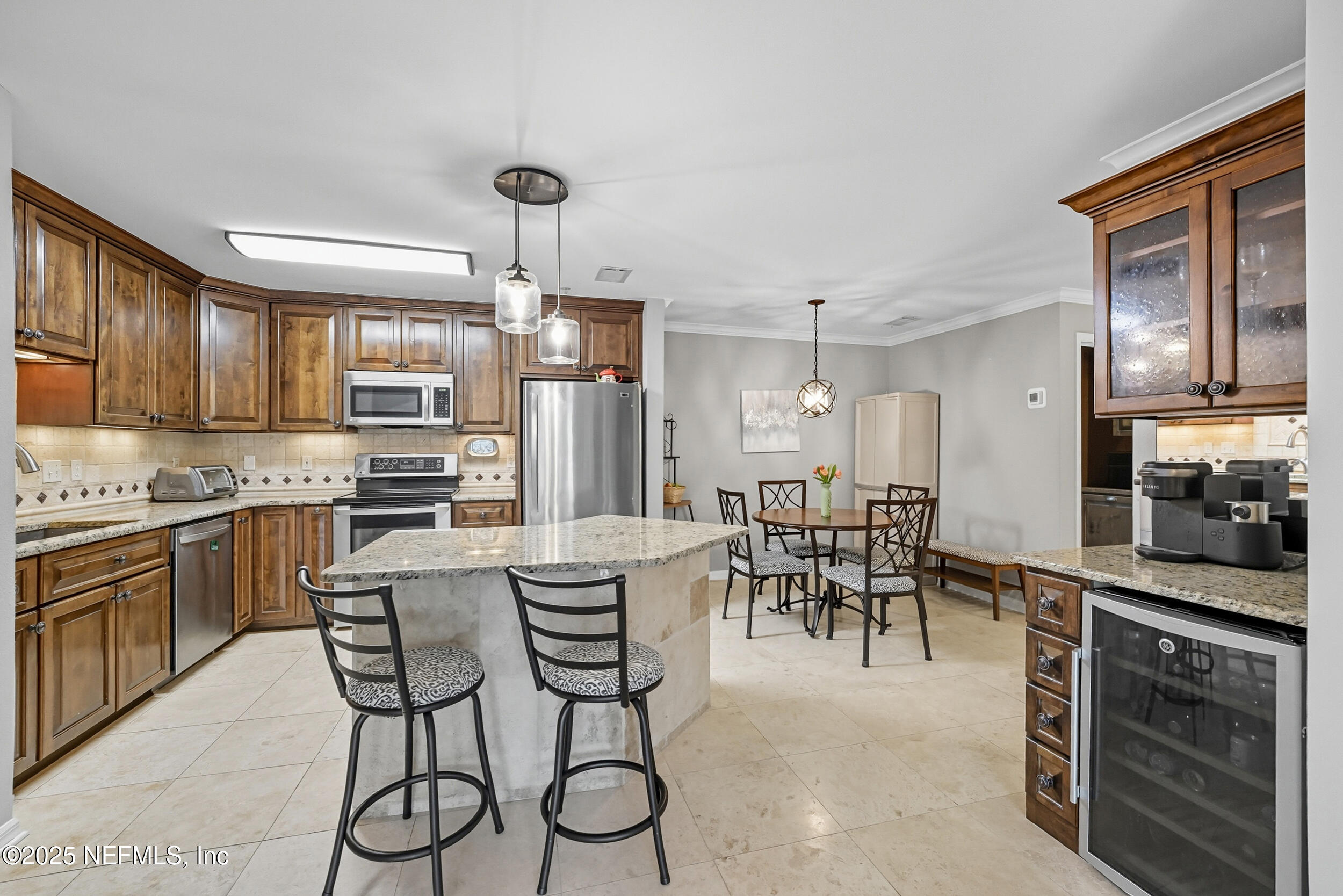 3591 KERNAN Boulevard S 409