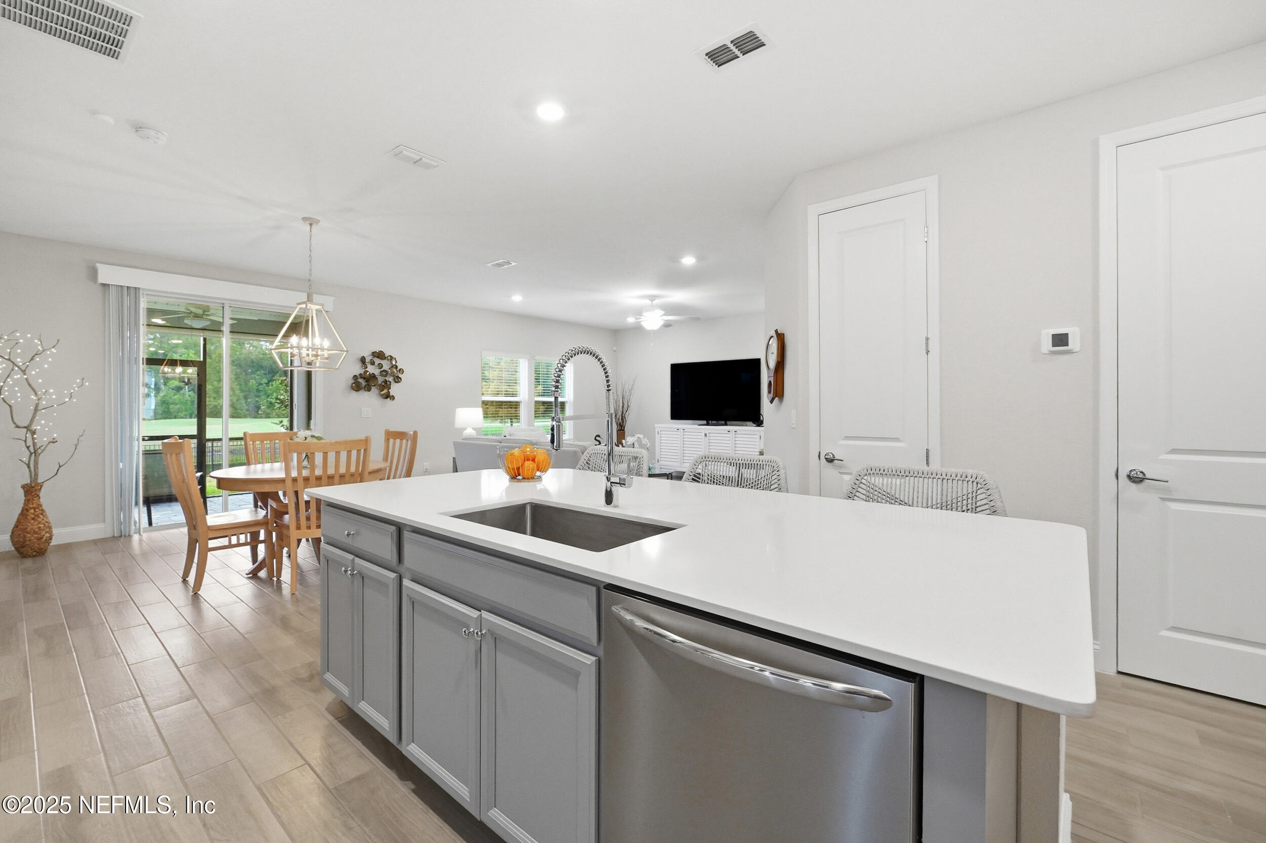 101 GREENIE Bend, St. Johns
