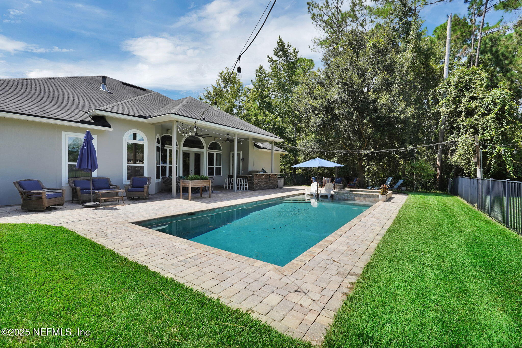 121 PINETA Way, St. Johns