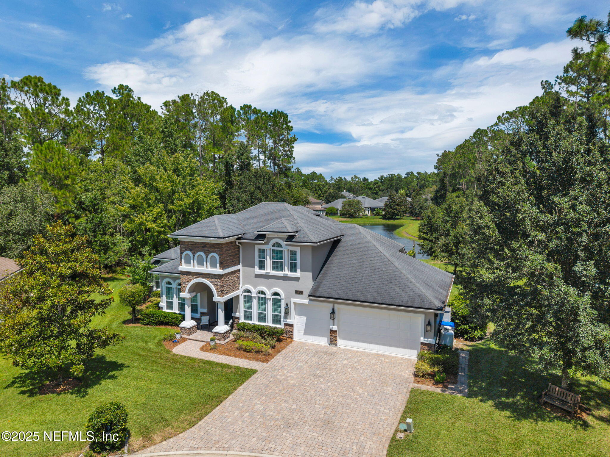 121 PINETA Way, St. Johns