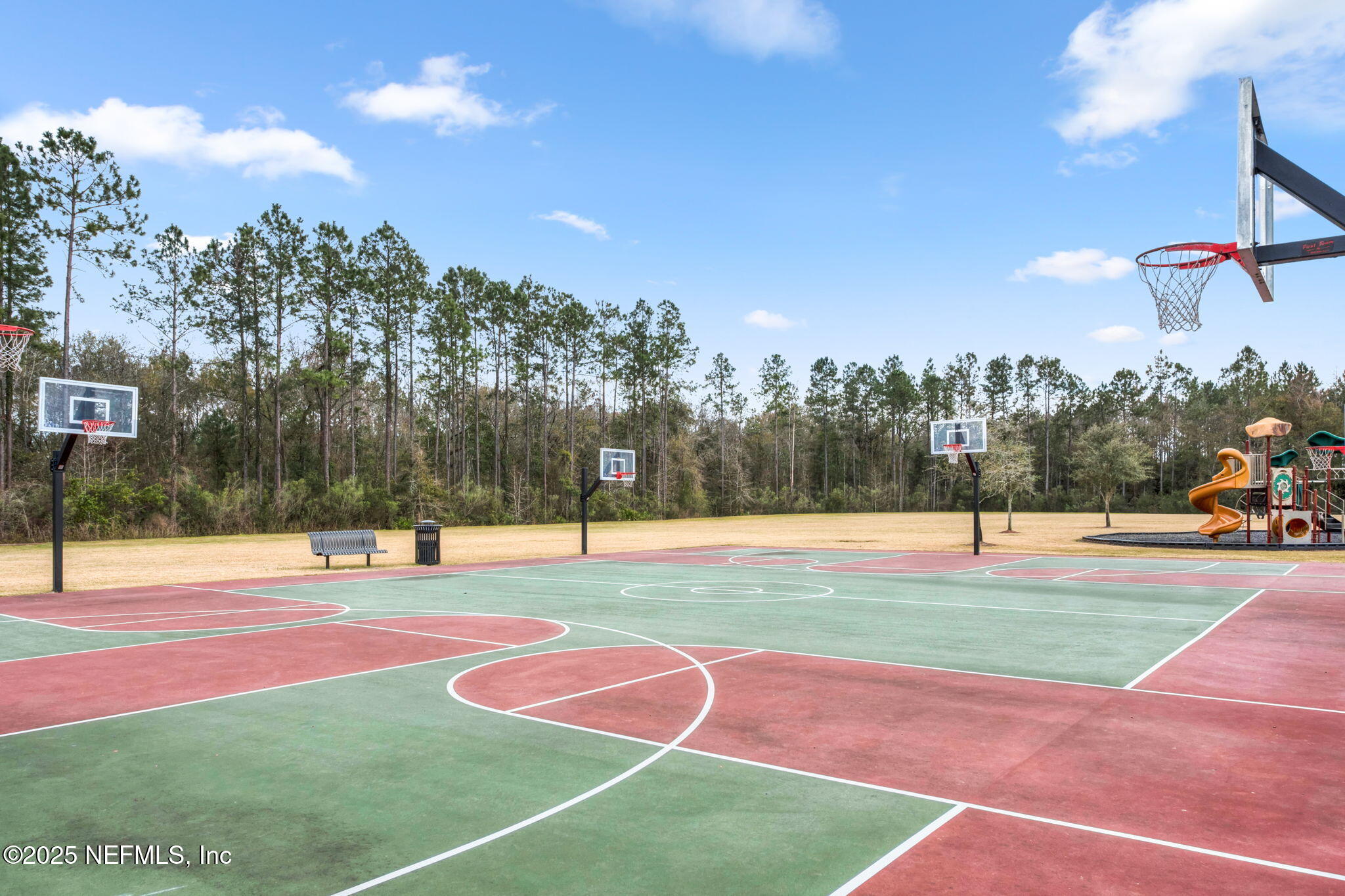 121 PINETA Way, St. Johns