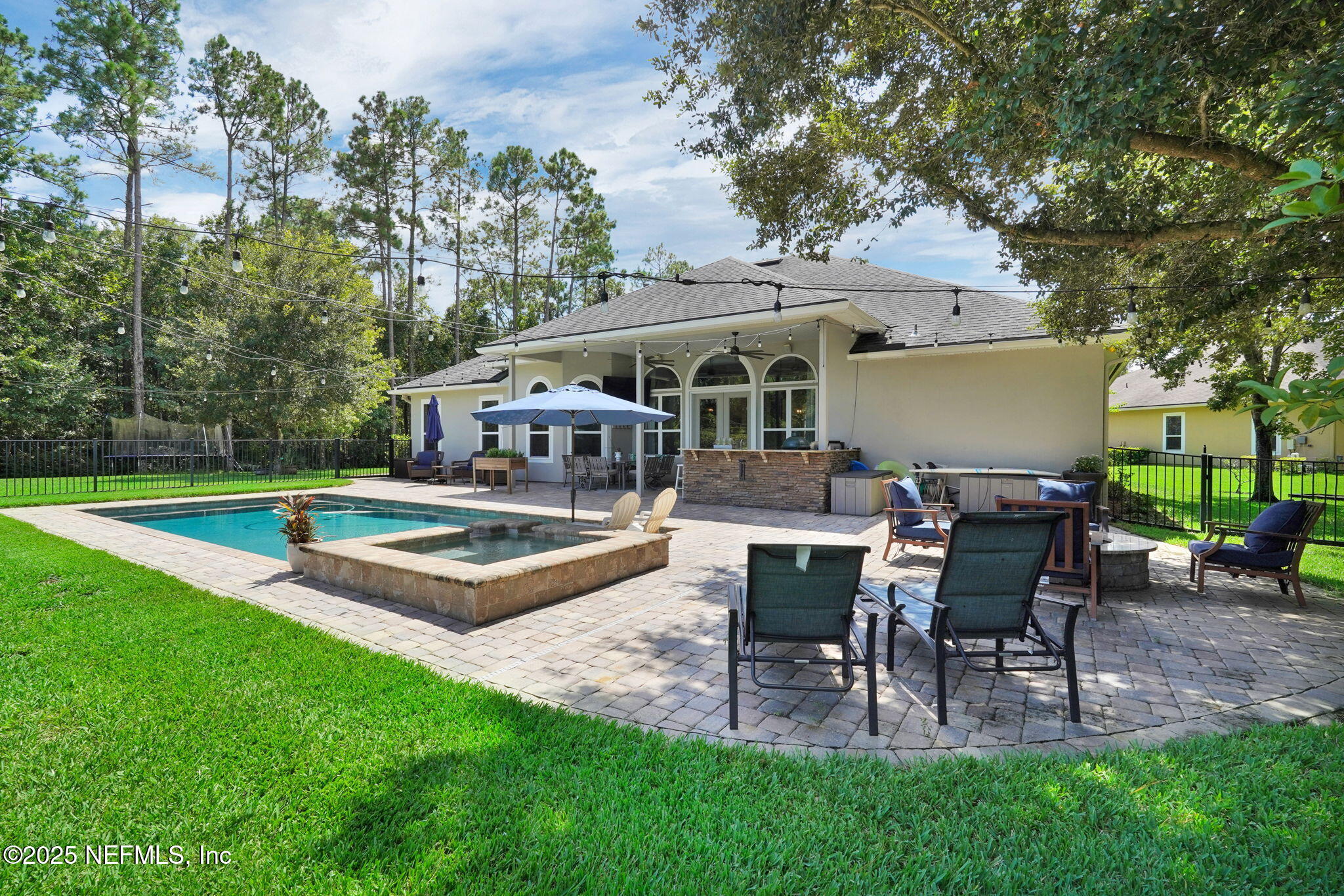 121 PINETA Way, St. Johns