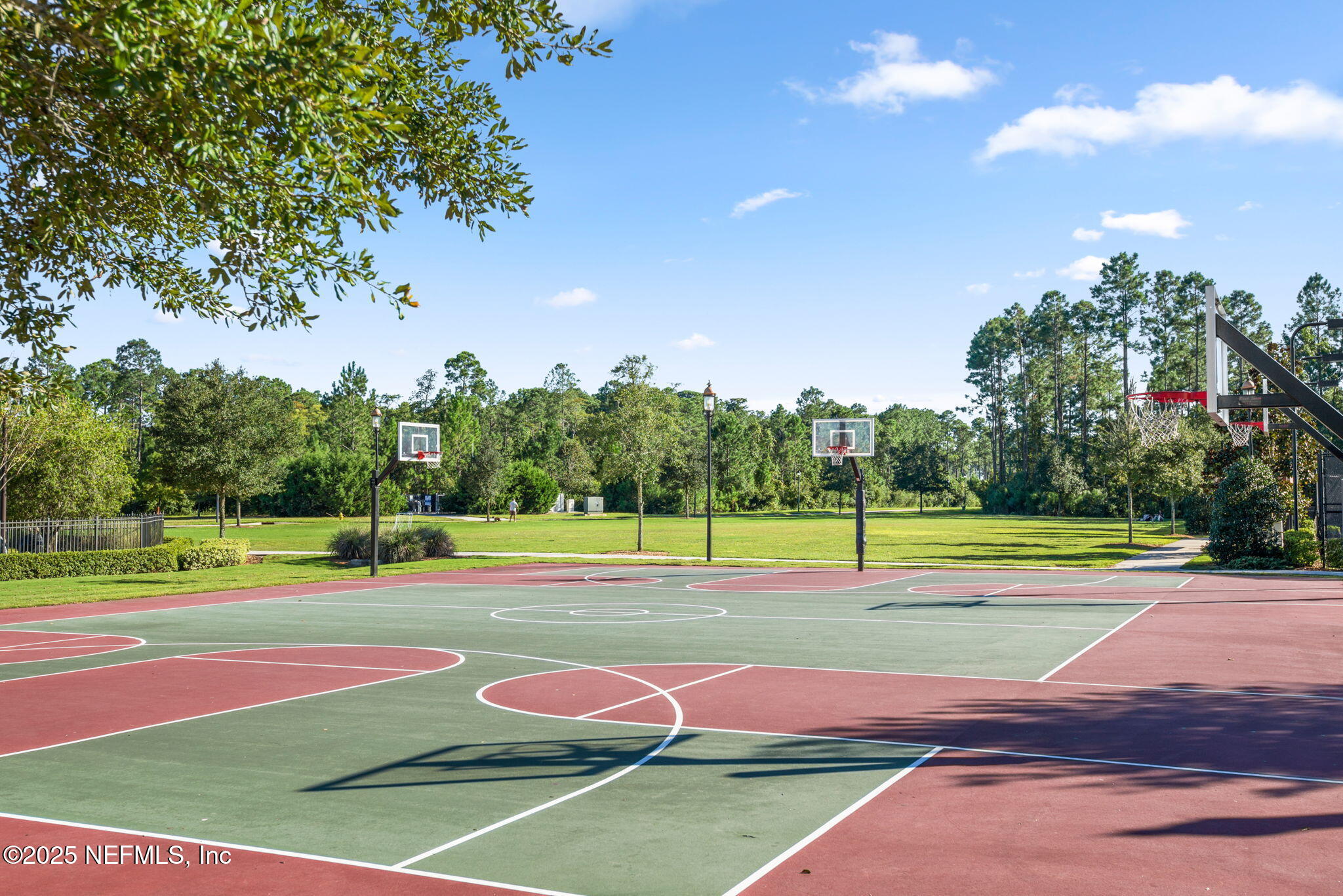 121 PINETA Way, St. Johns