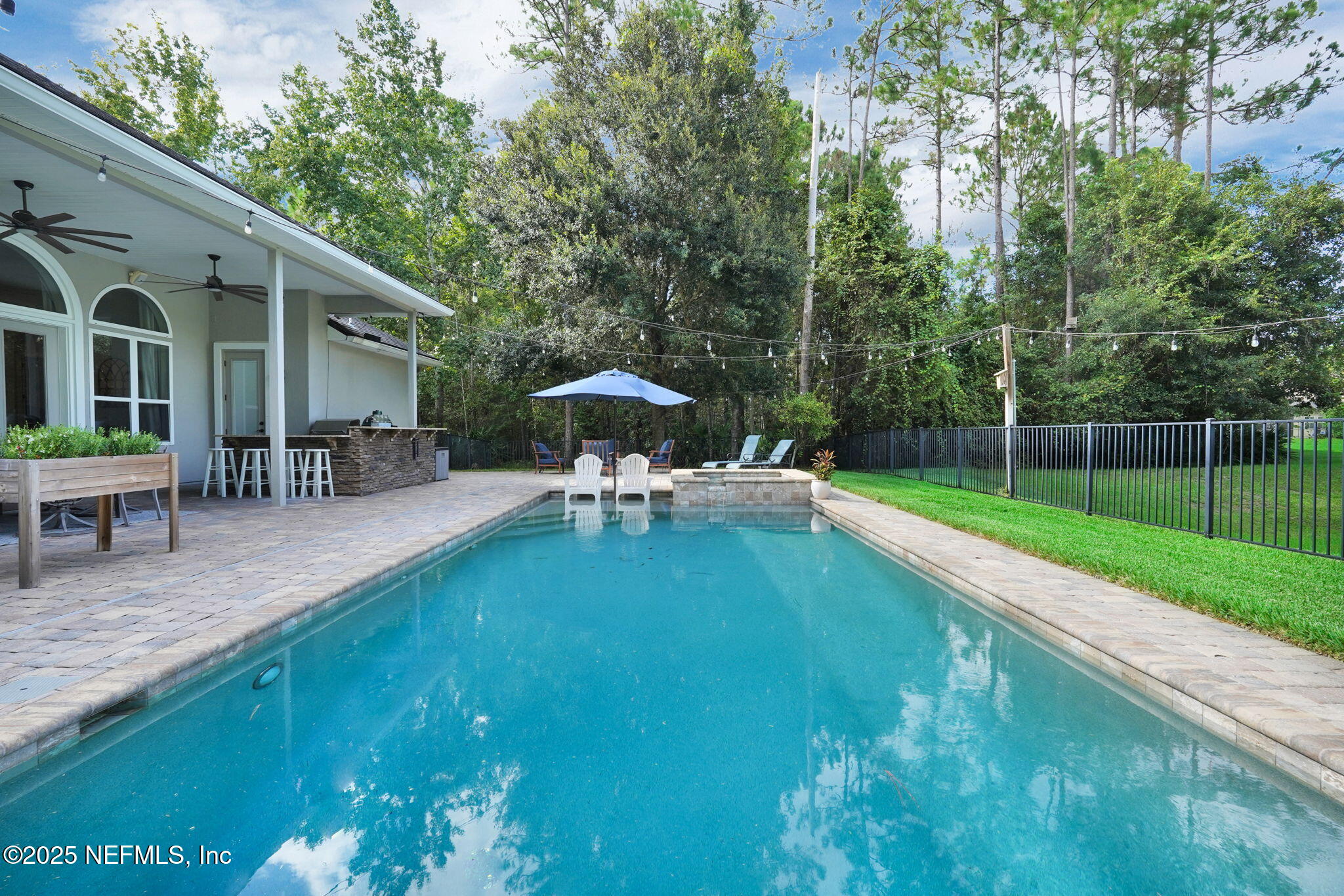 121 PINETA Way, St. Johns