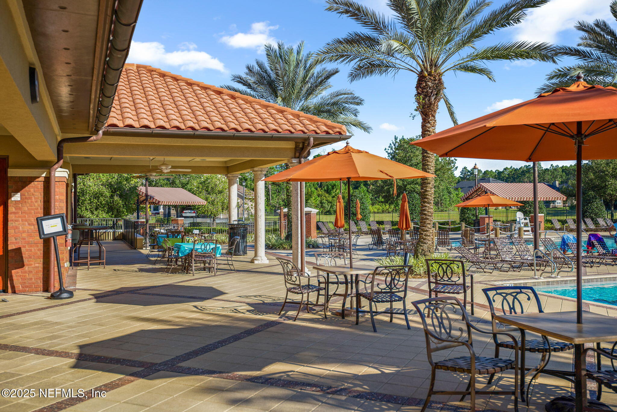 121 PINETA Way, St. Johns