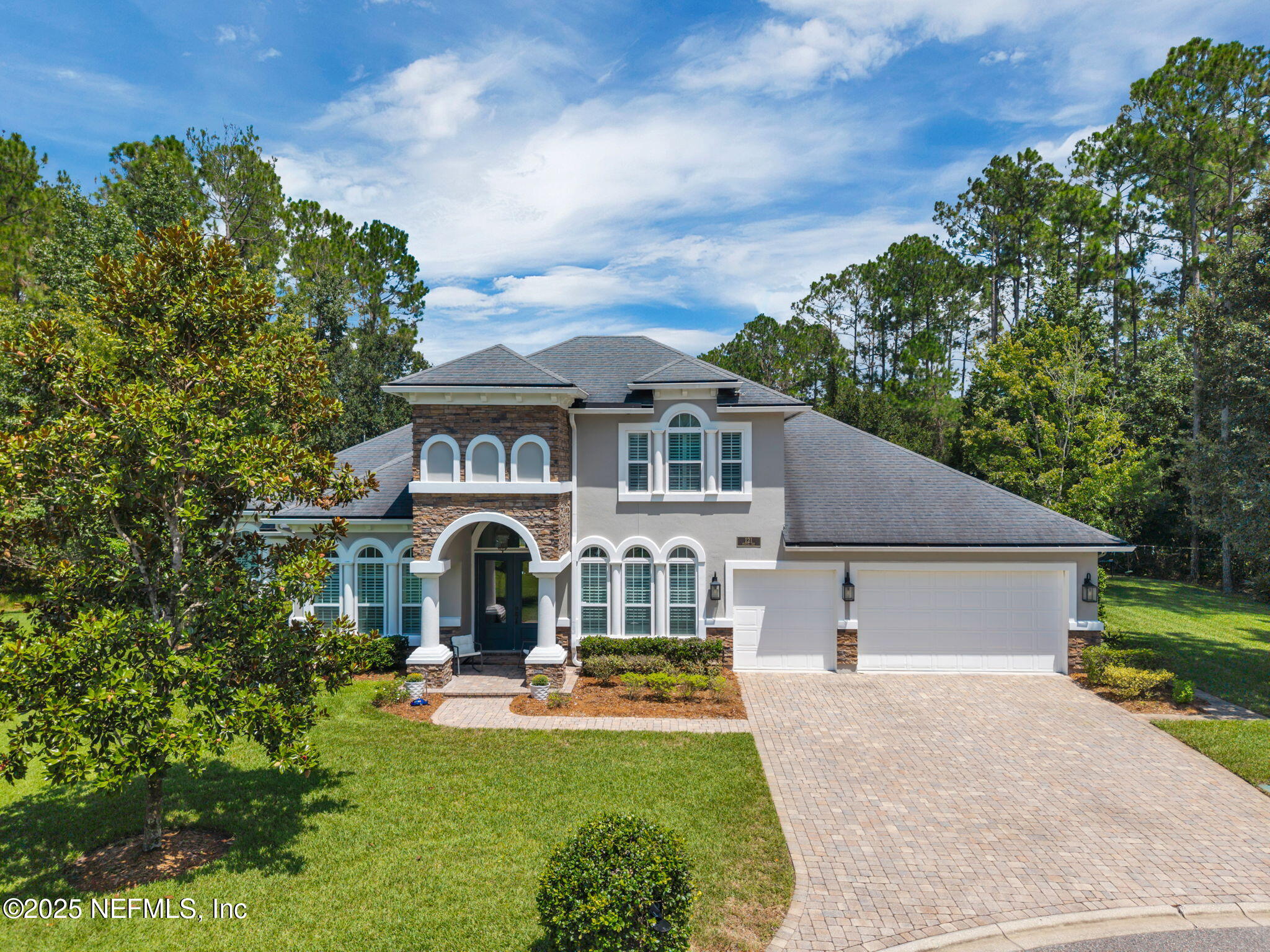 121 PINETA Way, St. Johns