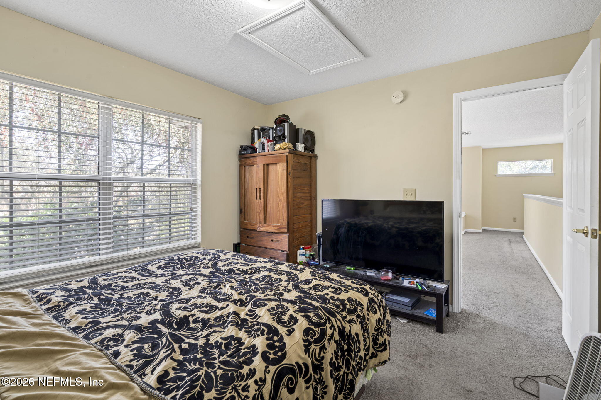 1822 RISING OAKS Drive