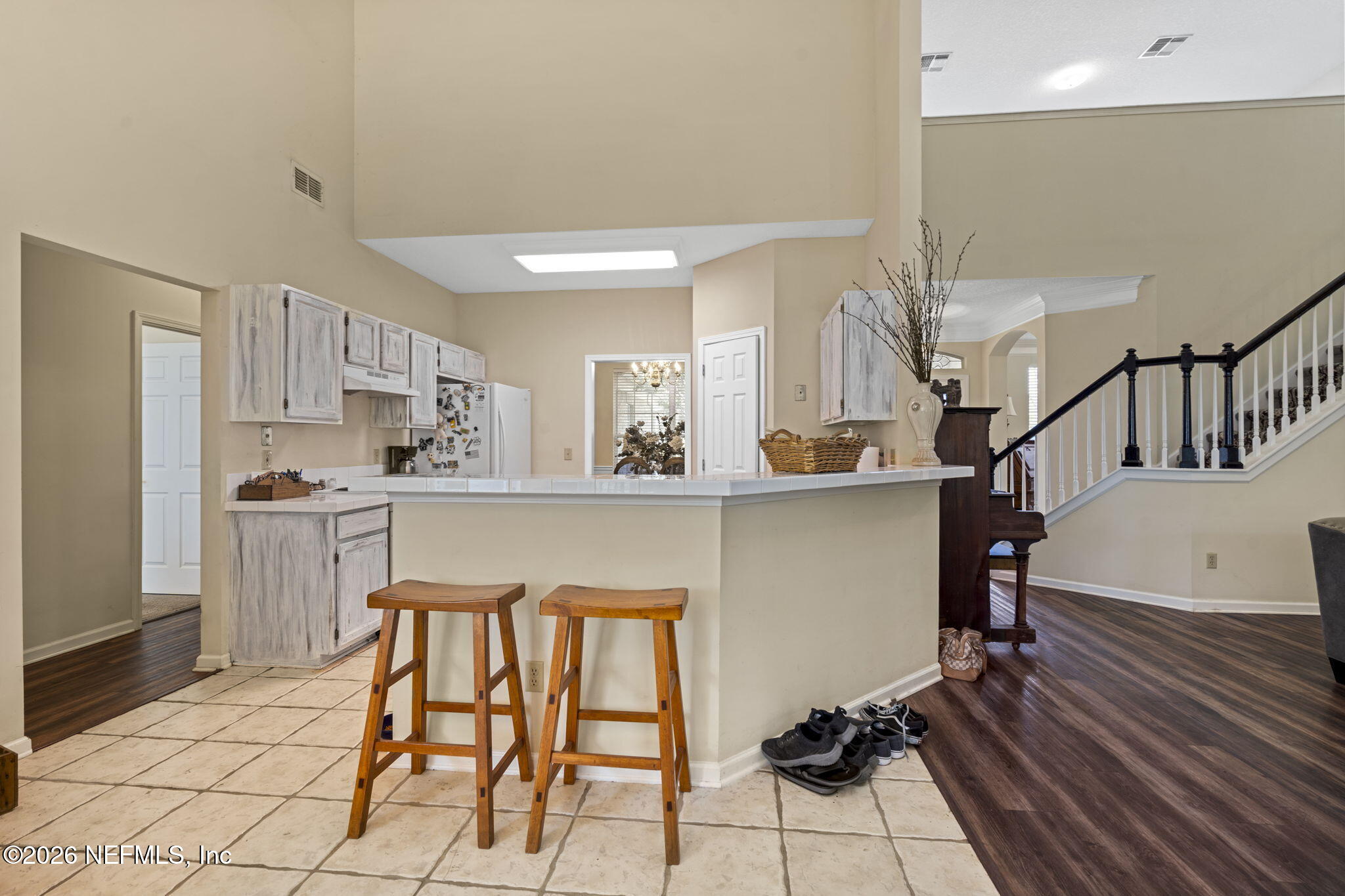 1822 RISING OAKS Drive