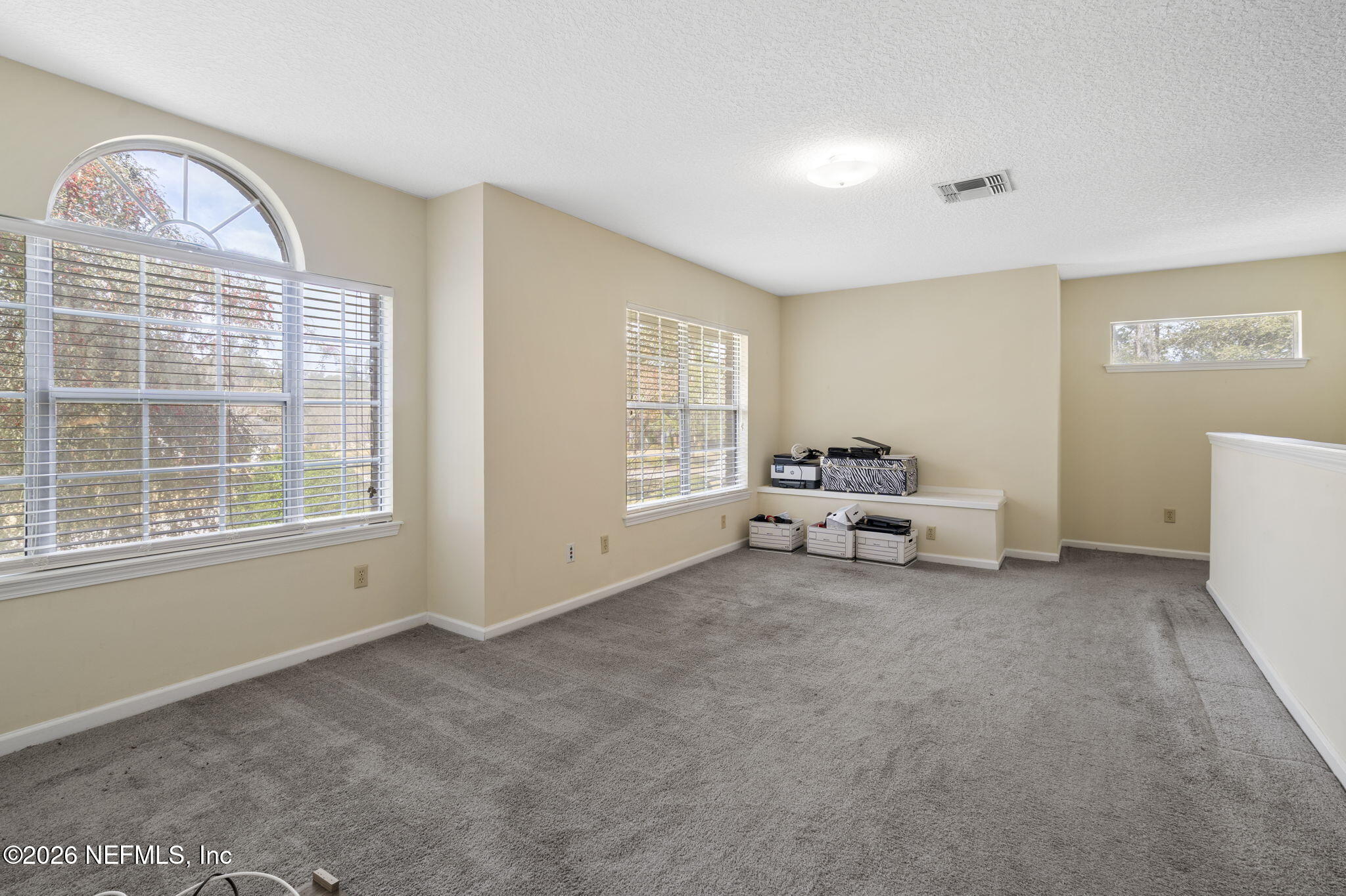 1822 RISING OAKS Drive