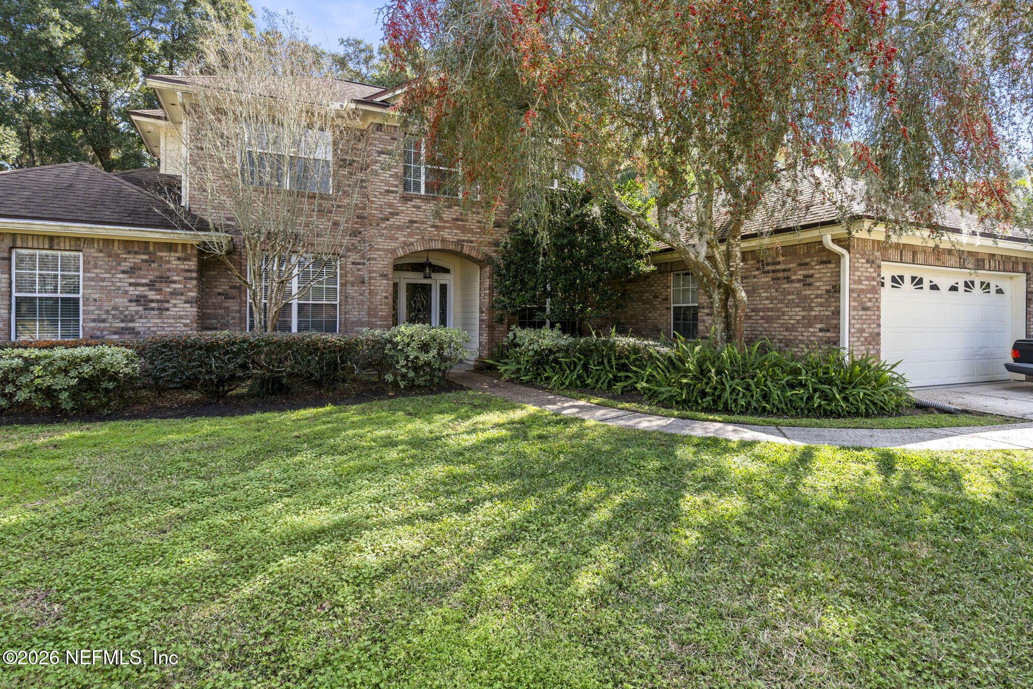 1822 RISING OAKS Drive