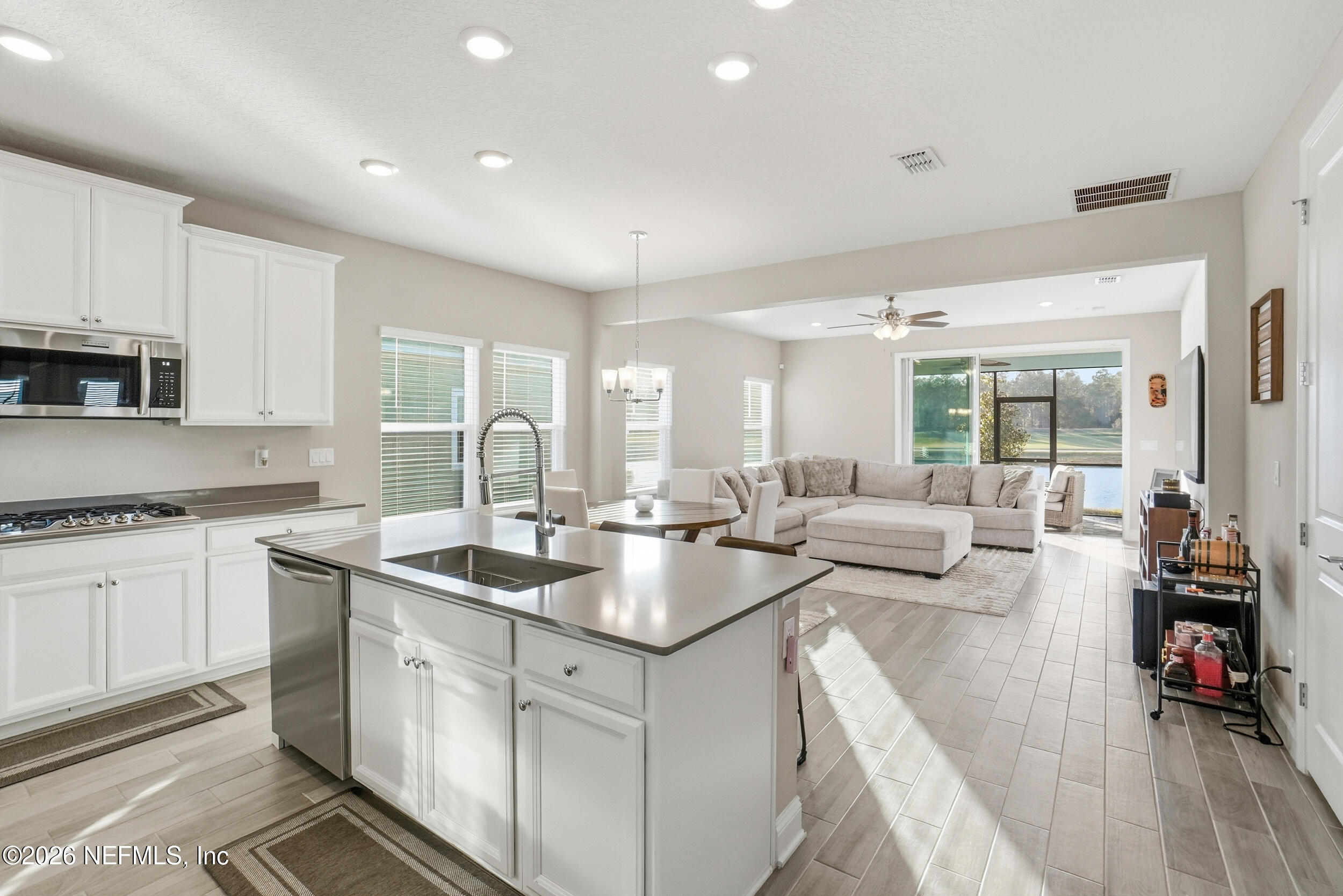 761 STILLWATER Boulevard, St. Johns