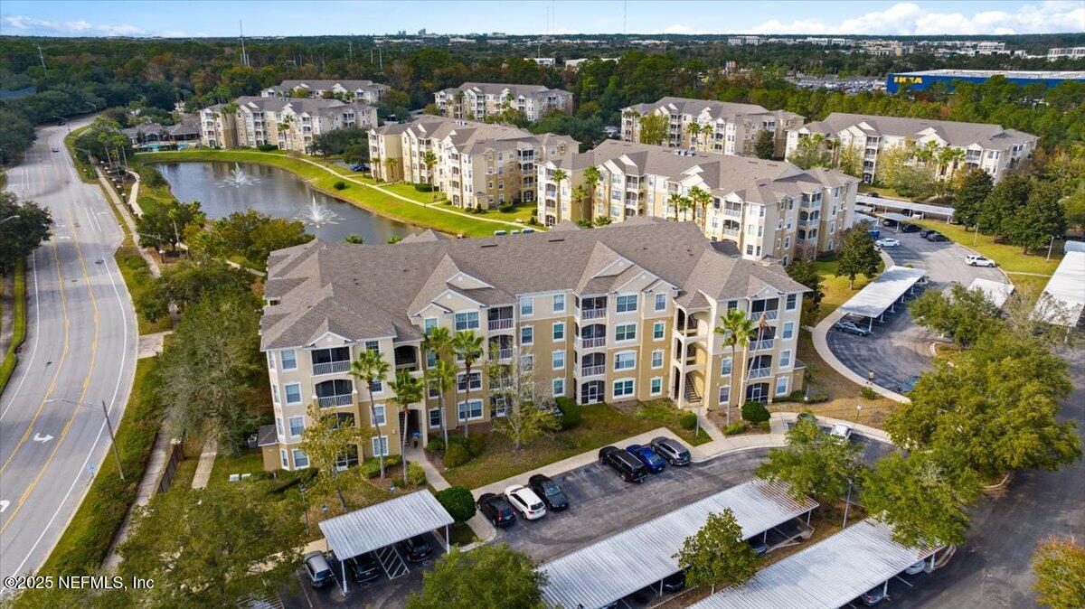 7801 POINT MEADOWS Drive 8404