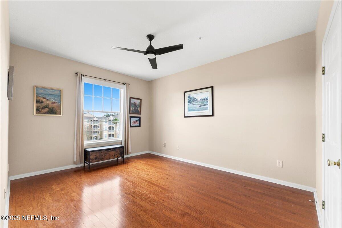 7801 POINT MEADOWS Drive 8404