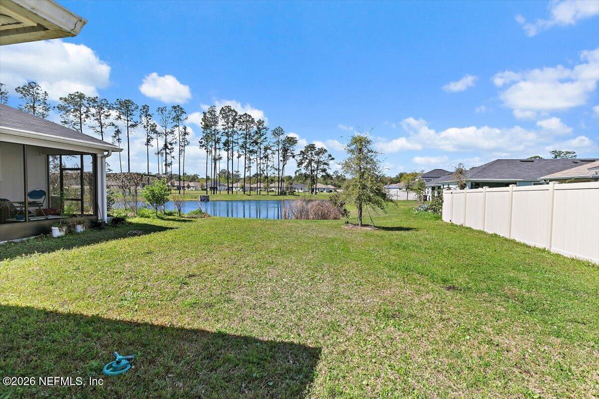11176 GWEN Lane