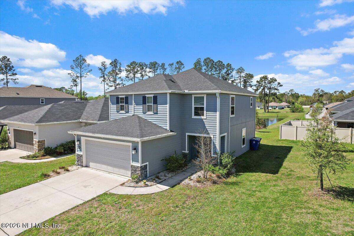 11176 GWEN Lane