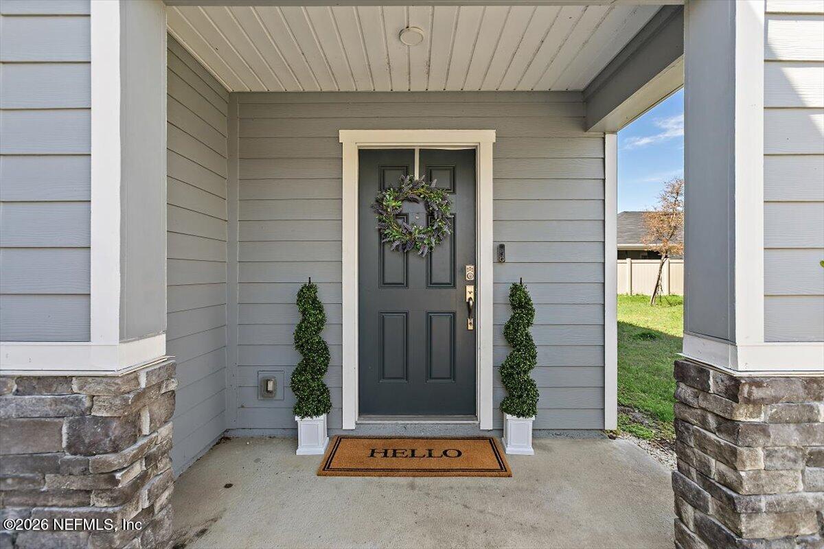 11176 GWEN Lane