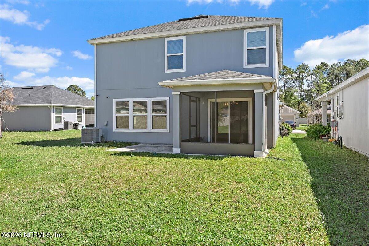 11176 GWEN Lane