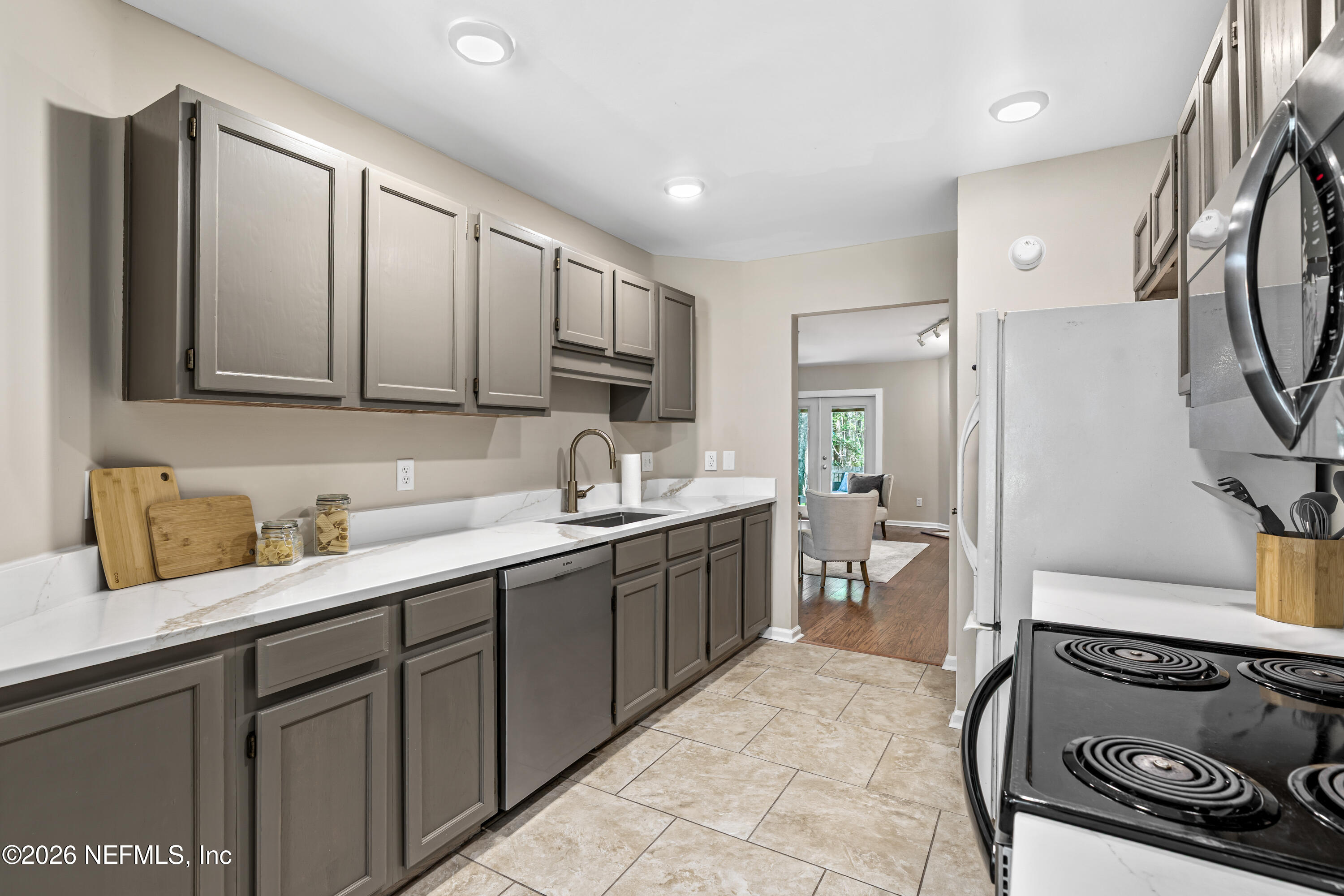12466 NESTING EAGLES Way
