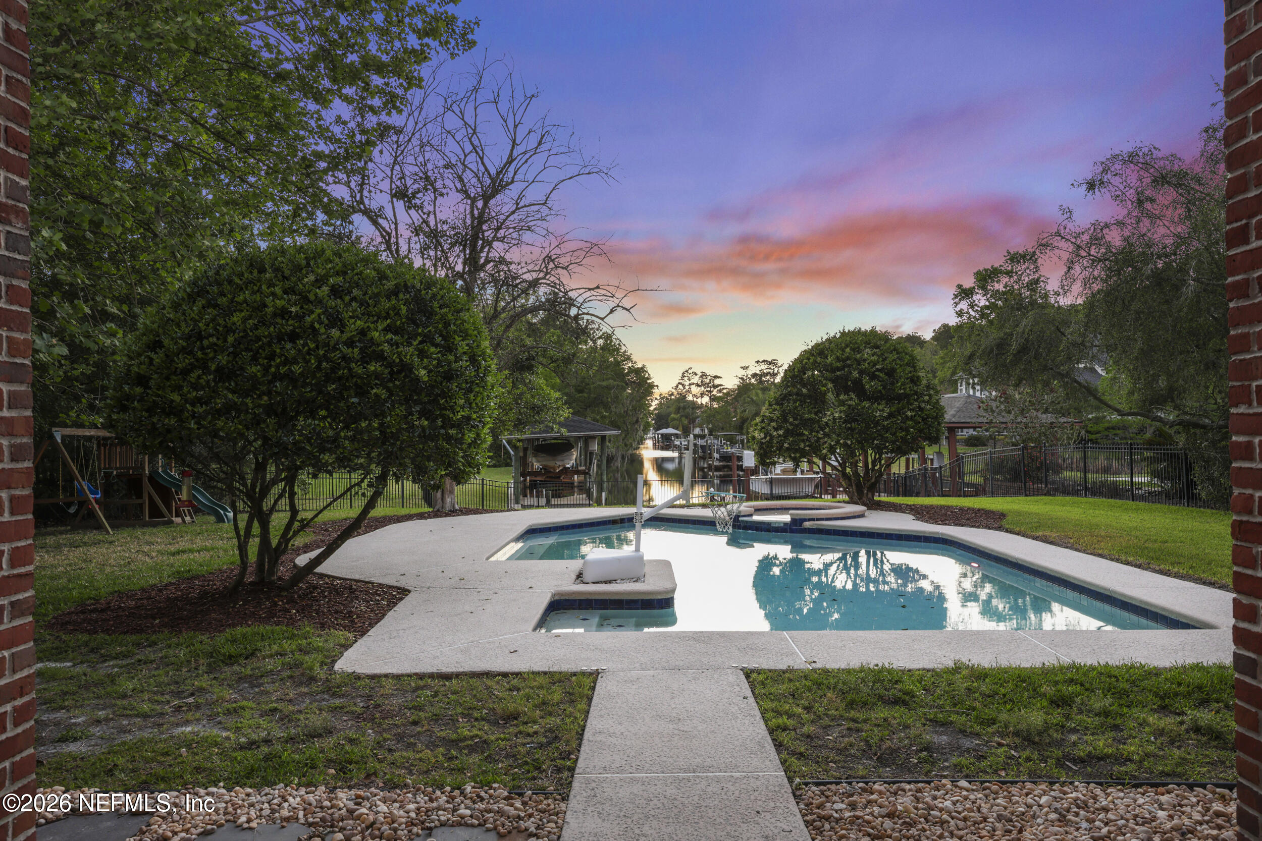 11802 MANDARIN Road