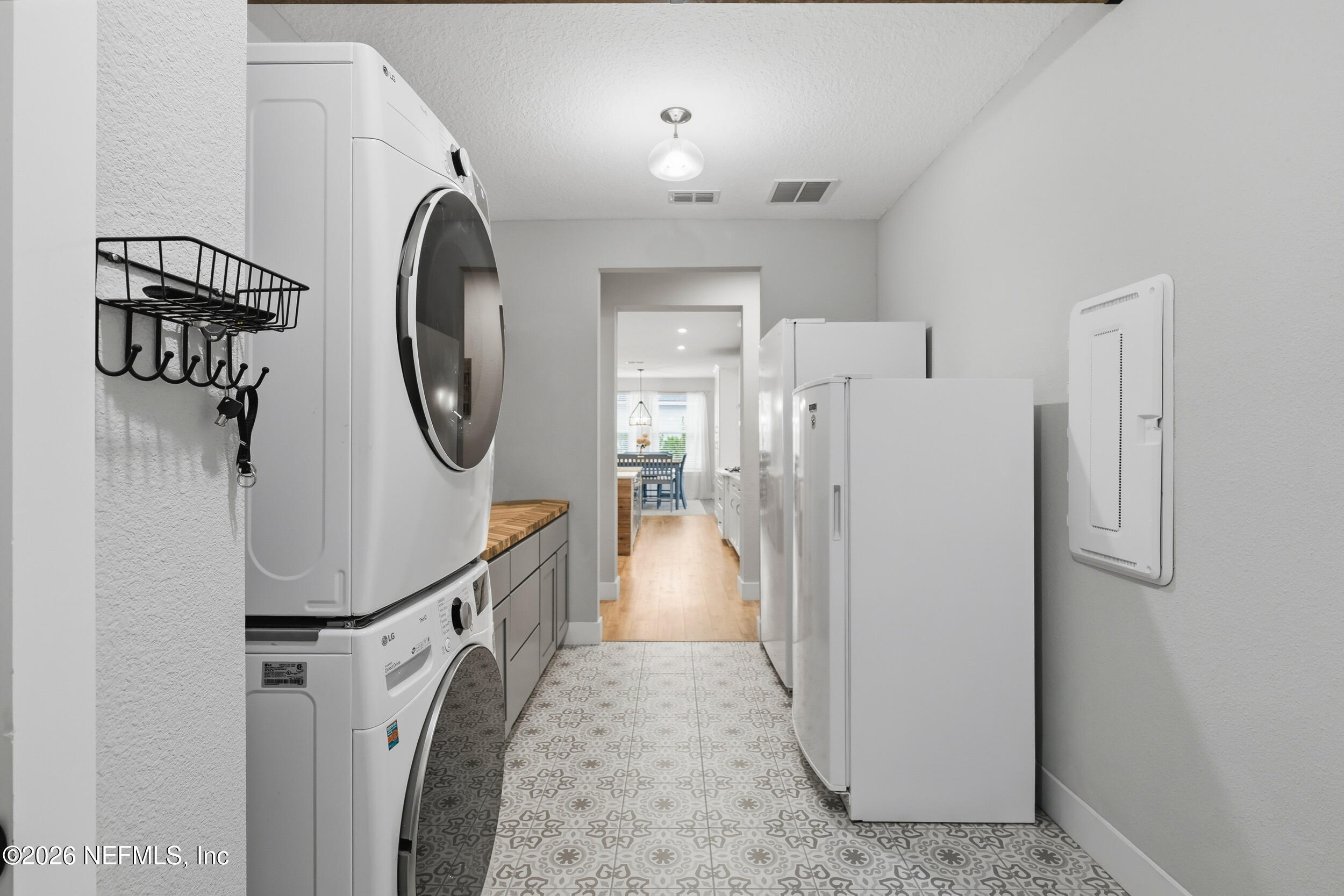 97 WHITE HORSE Way, St. Johns