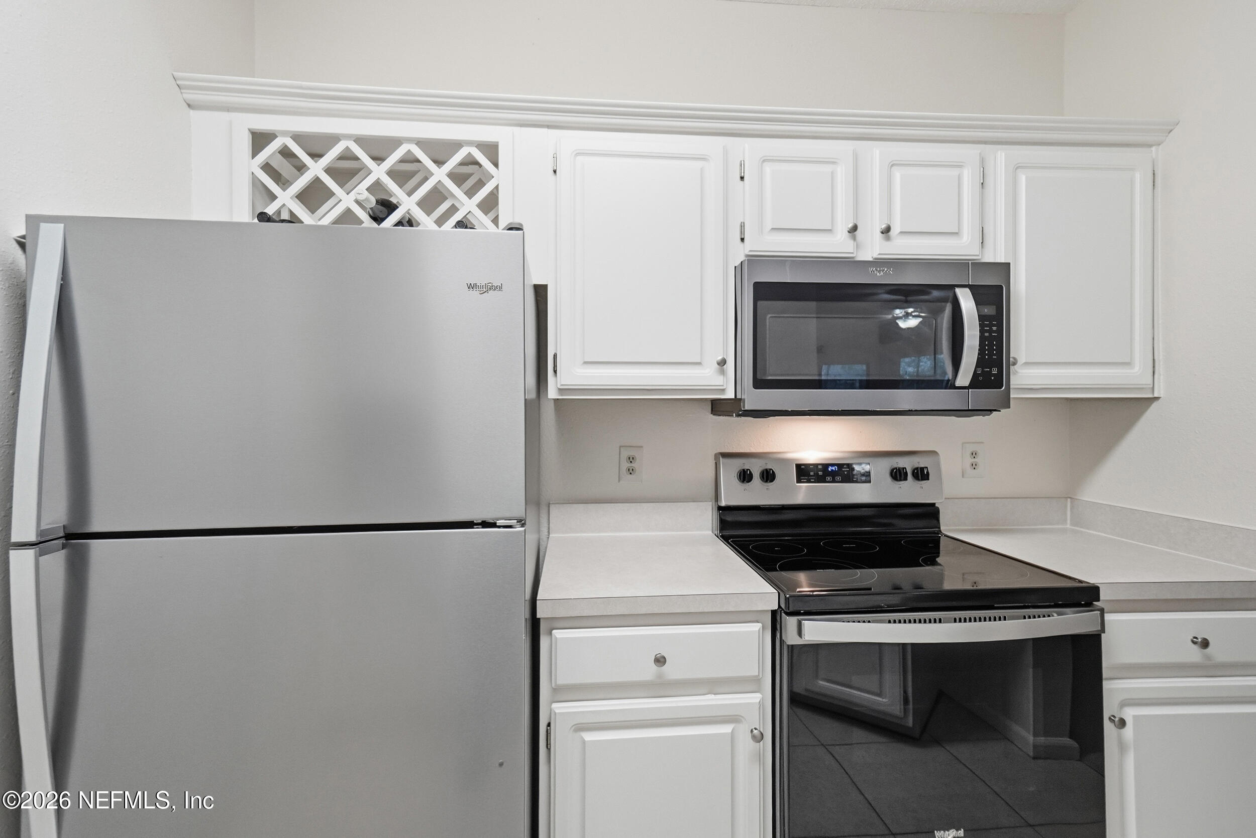 10000 GATE Parkway N 624